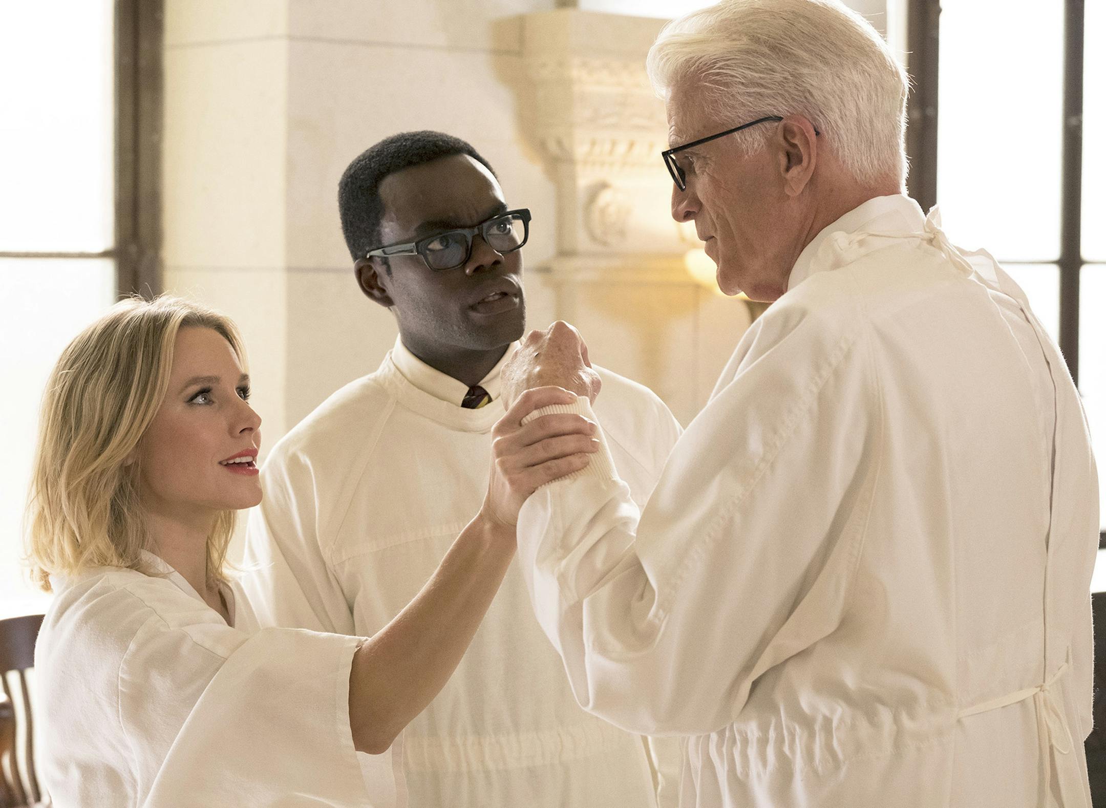 THE GOOD PLACE -- "The Trolley Problem" Episode 206 -- Pictured: (l-r) Kristen Bell as Eleanor, William Jackson Harper as Chidi, Ted Danson as Michael -- (Photo by: Colleen Hayes/NBC) ORG XMIT: Season:2