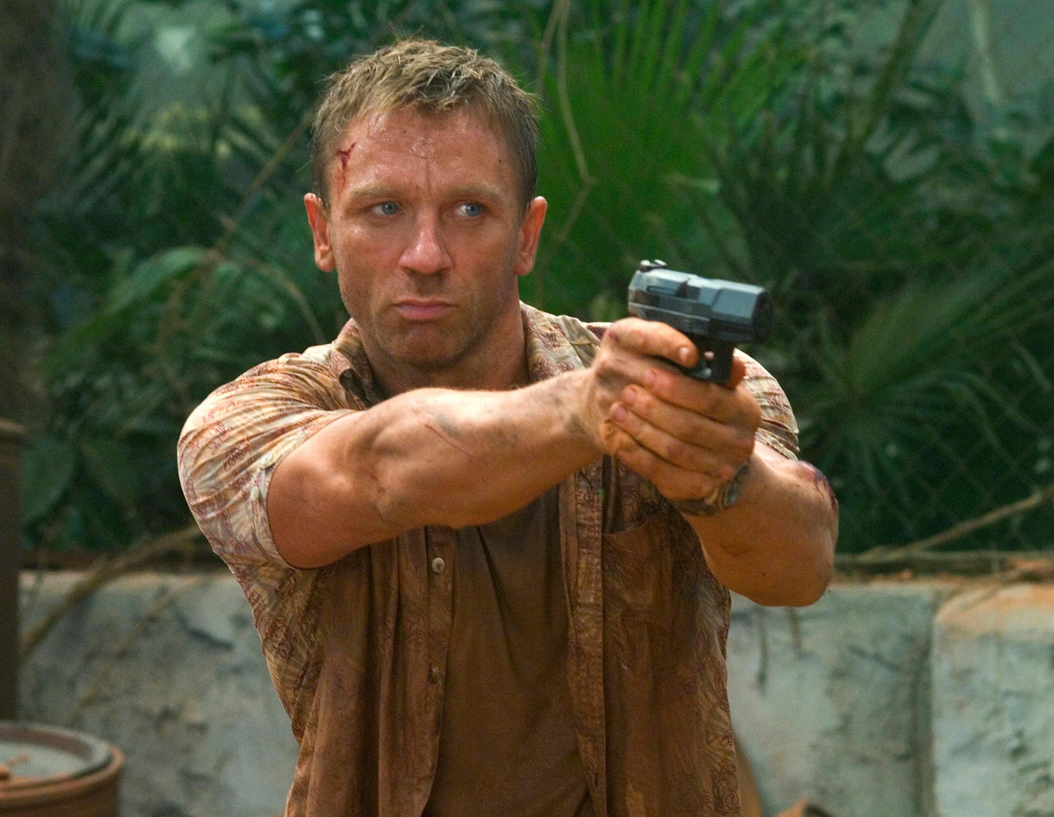 Daniel Craig portrays super-spy James Bond in "Casino Royale"