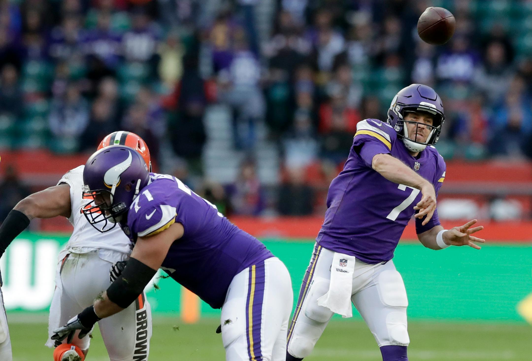 Vikings quarterback Case Keenum provided a steady hand when the sky appeared to be falling on Winter Park again after Sam Bradford's knee failed him. The Vikings shouldn't be in a rush to replace him with Teddy Bridgewater unless his level of play dramatically slips.