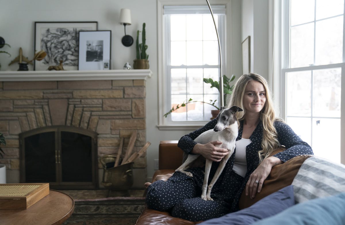 Tasha Schultz in her living room at her home in Falcon Heights, Minn., on Wednesday, November 27, 2019. ] RENEE JONES SCHNEIDER &#x2022; renee.jones@s