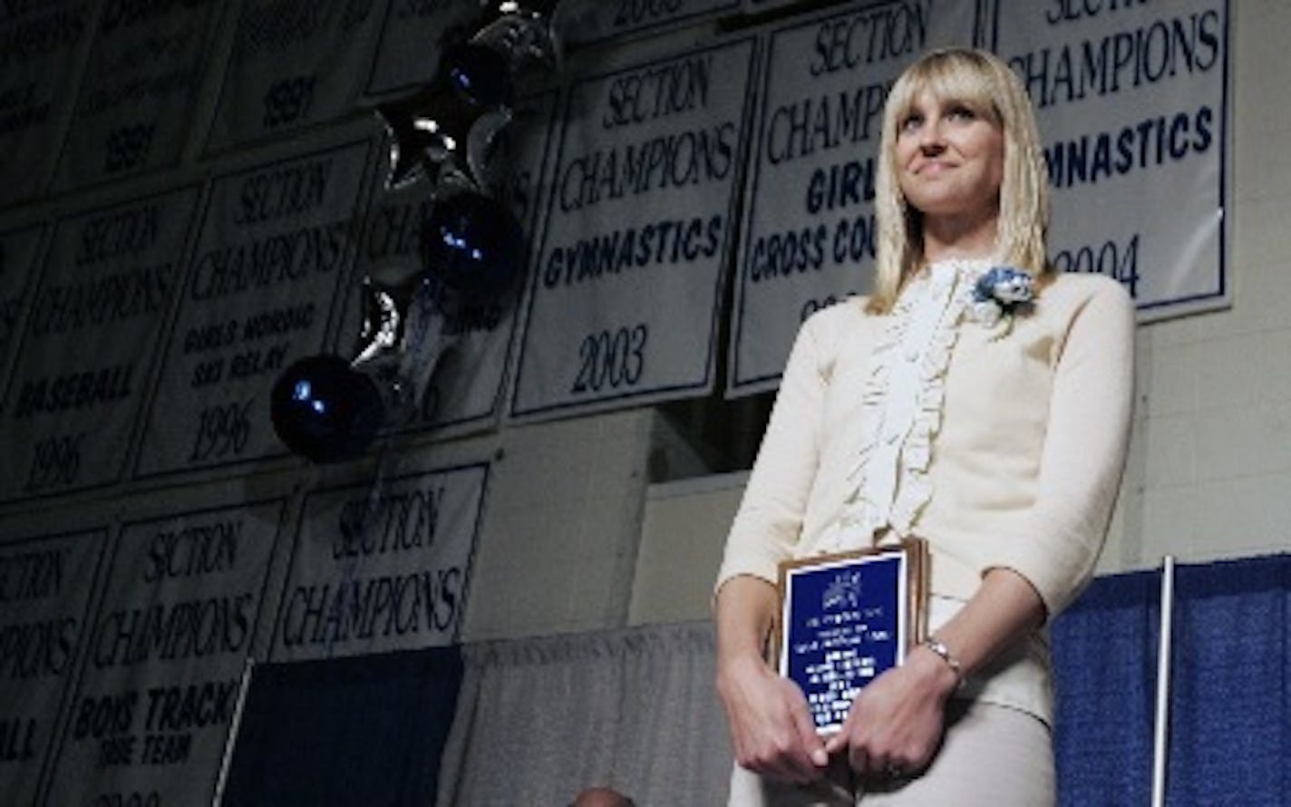 Sarah Northway Maria was inducted into the Brainerd High School Hall of Fame in 2008. She played for the undefeated 1995 Connecticut women's basketball team (then as Sarah Northway) that won the national championship.