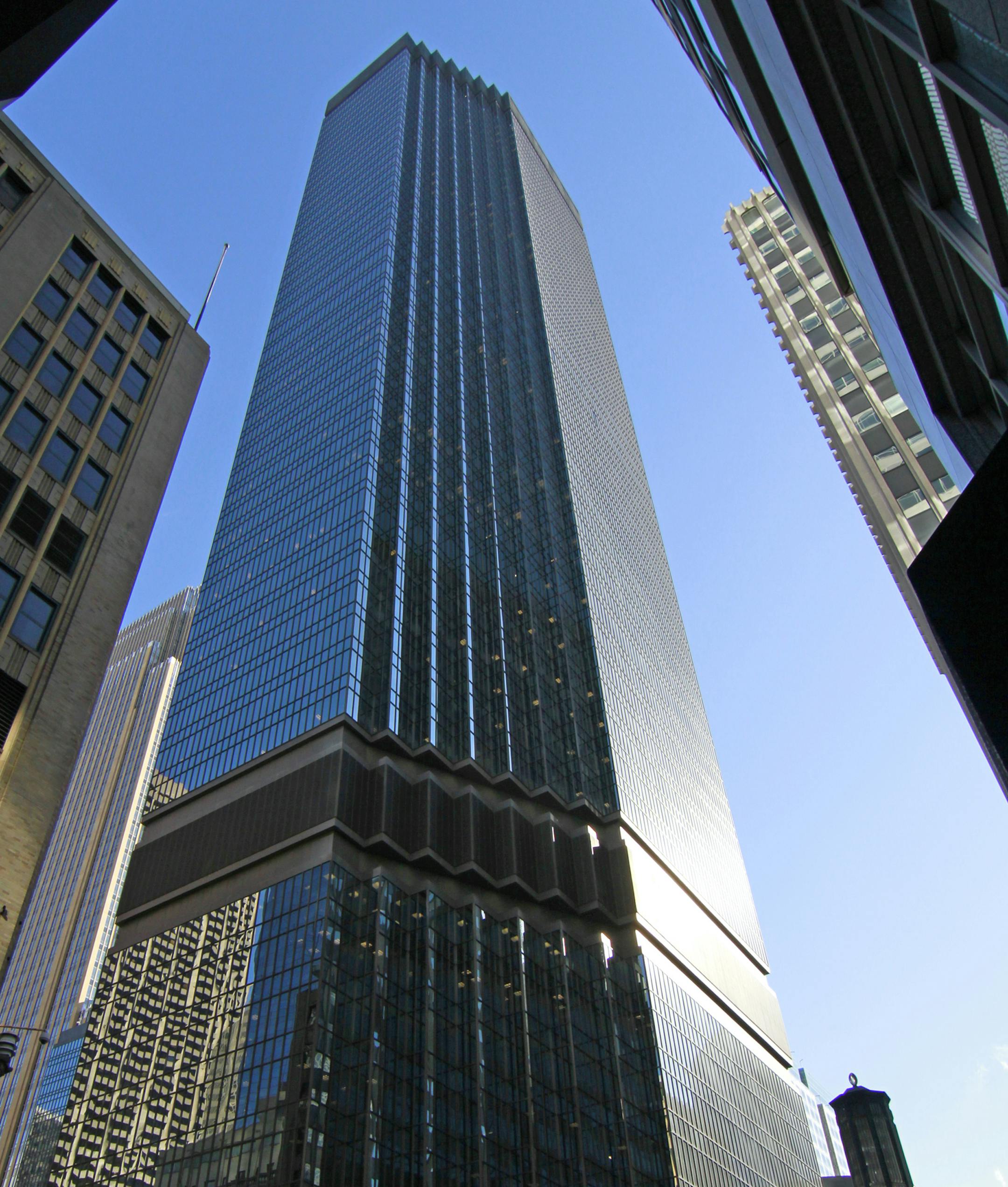 the 'monolithic' IDS tower bldg, Nicollet Mall, for arch101814 - architectural review ] Tom Sweeney, Star Tribune, Minneapolis, MN 10/14/2014