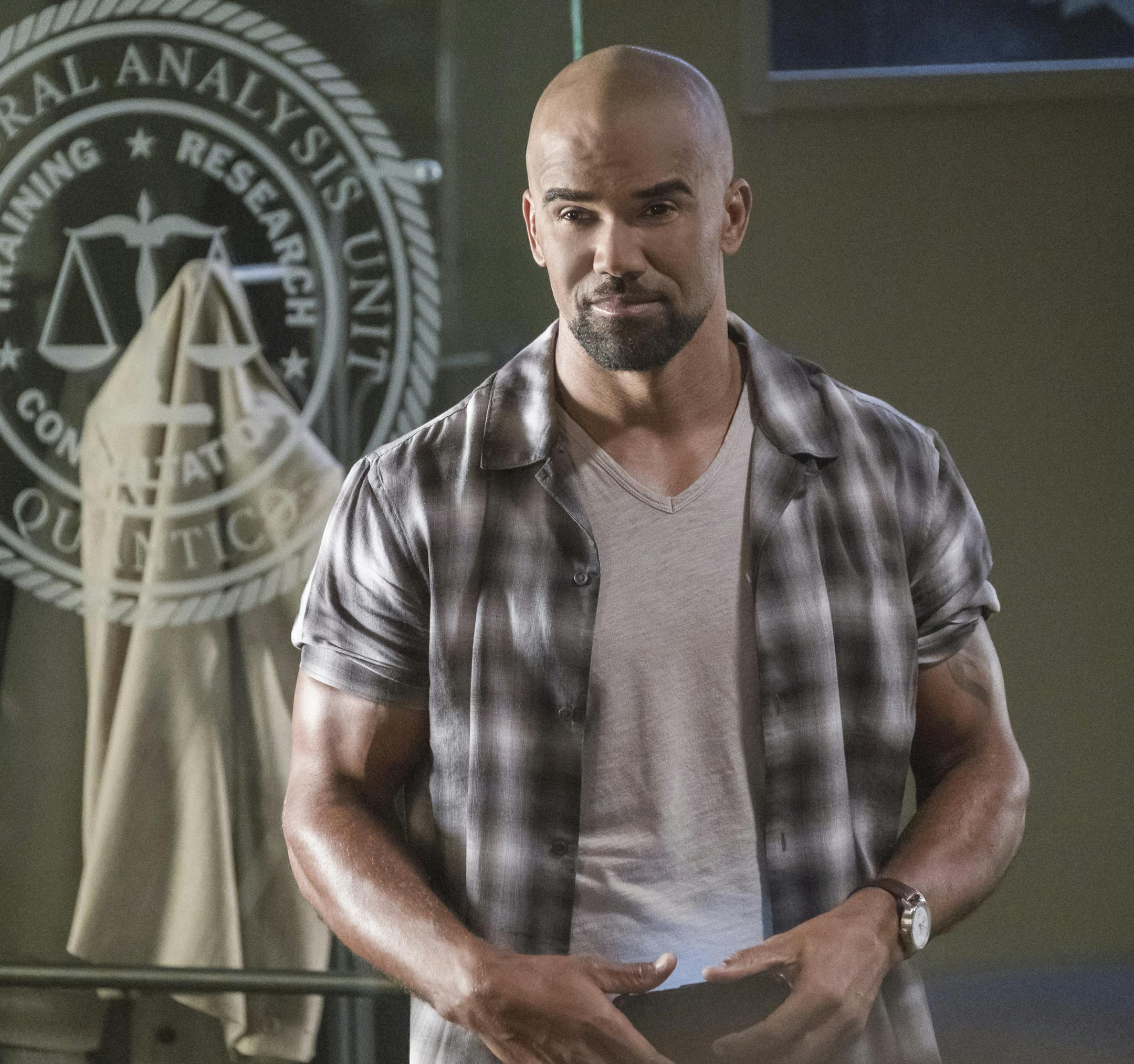 "Lucky Strikes" -- When Garcia experiences anxiety over a case that\'s personal to her from her past, Morgan visits to lend emotional support, on CRIMINAL MINDS, Wednesday, Oct. 25 (10:00-11:00 PM, ET/PT) on the CBS Television Network. Pictured: Shemar Moore (Derek Morgan) Photo: Darren Michaels/CBS &#x221a;?&#xac;&#xa9;2017 CBS Broadcasting, Inc. All Rights Reserved