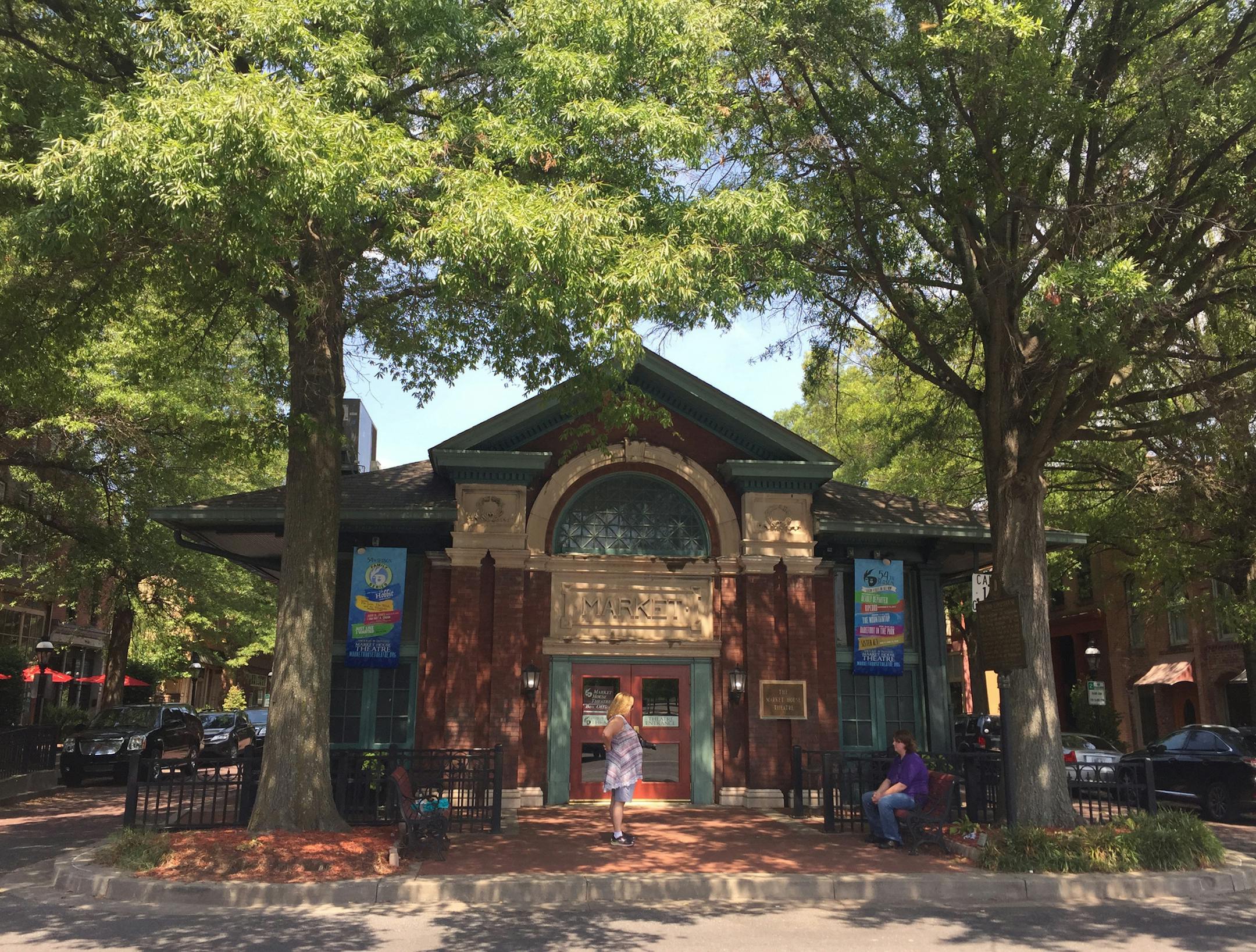 Located in the historic Market House building in downtown Paducah, Market House Theatre puts on plays and musicals featuring local actors. (Lori Rackl/Chicago Tribune/TNS)