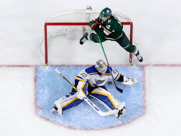 In Hynes' first game, Wild return to being tough to play against