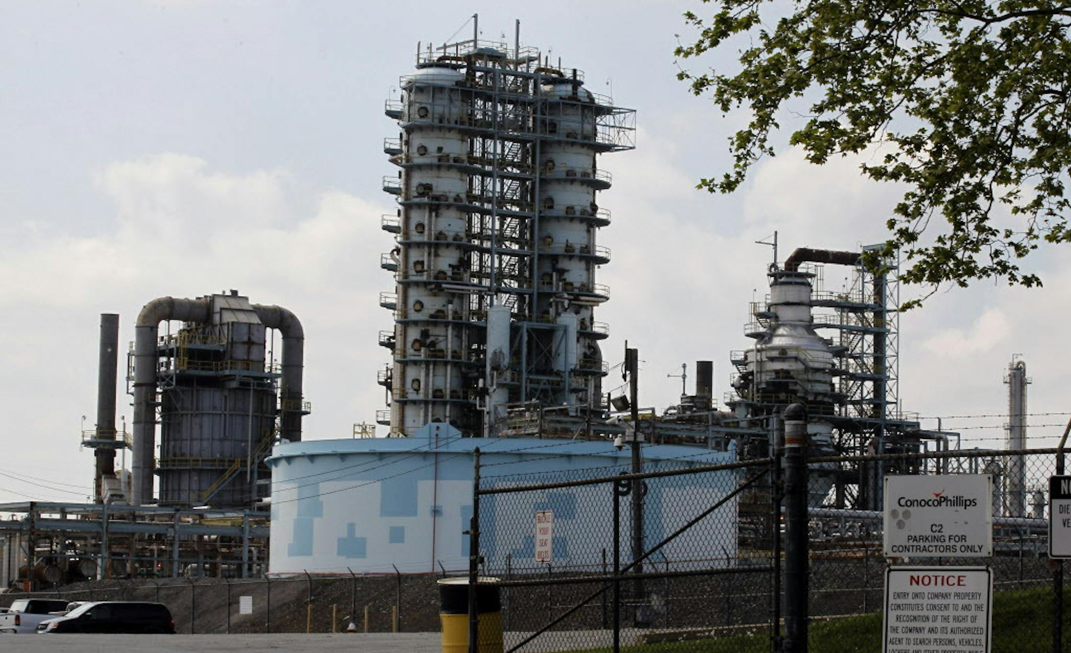 FILE - This Thursday, April 19, 2012 file photo shows the ConocoPhillips refinery in Trainer, Pa., near Philadelphia. Delta Air Lines Inc. Monday, April 30, 2012 said it will buy the refinery as part of an unprecedented deal that it hopes will cut its jet fuel bill. Delta is buying the Trainer, Pa. refinery from Phillips 66, a refining company being spun off from ConocoPhillips. Delta says a subsidiary will pay $150 million, including $30 million in job-creation assistance it is getting from the