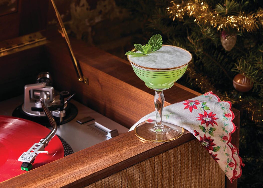 The Kissing Claus cocktail is inspired by “I Saw Mommy Kissing Santa Claus” from The Jackson 5’s 1970 “Christmas Album.” From “A Booze & Vinyl Christmas” by André Darlington (Running Press, 2023).