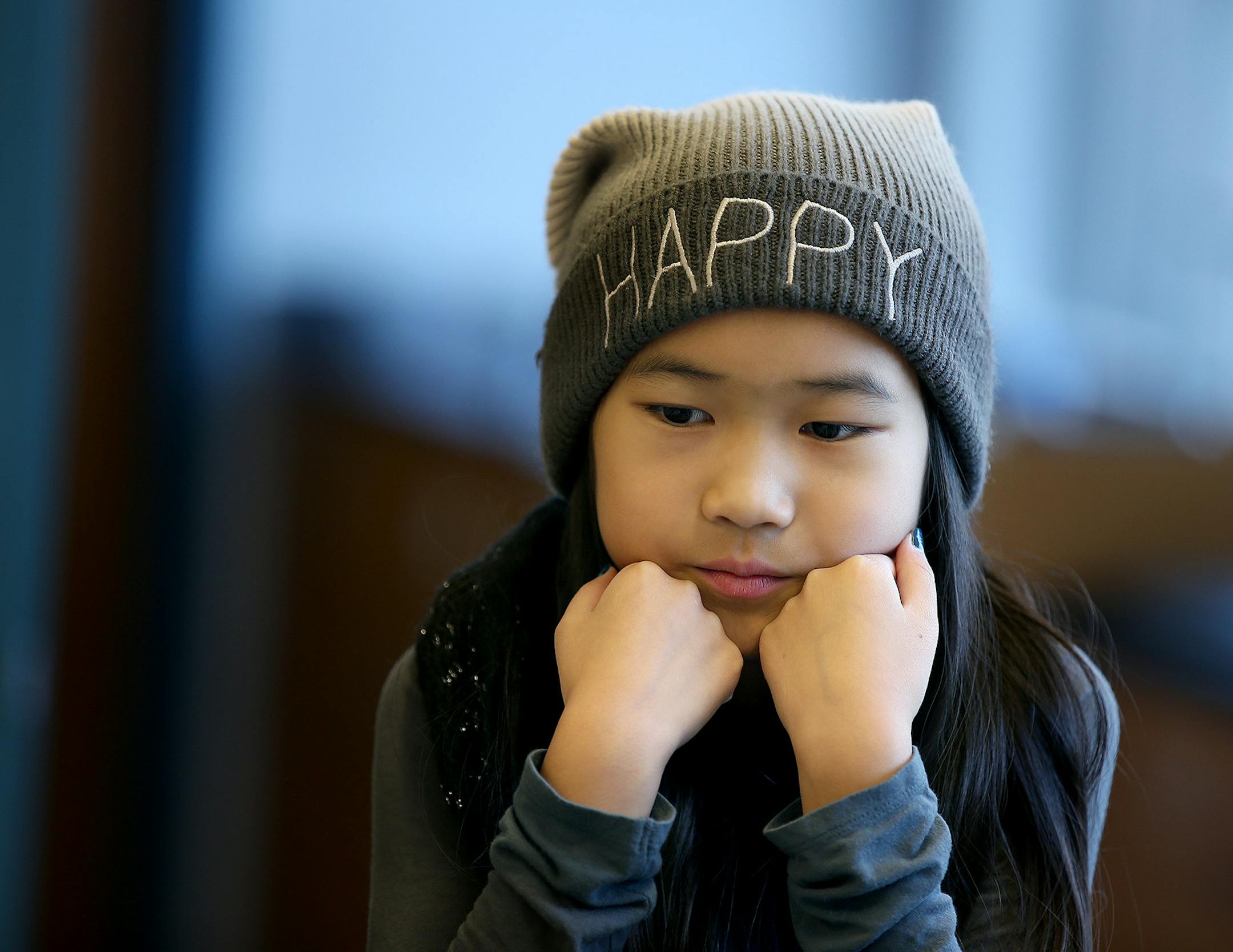 Kaizi Jacobs, 10, cq, worked on a research project with a group of four girls during a class project at Gateway Academy, Wednesday, December 17, in Farmington, MN. ] (ELIZABETH FLORES/STAR TRIBUNE) ELIZABETH FLORES • eflores@startribune.com