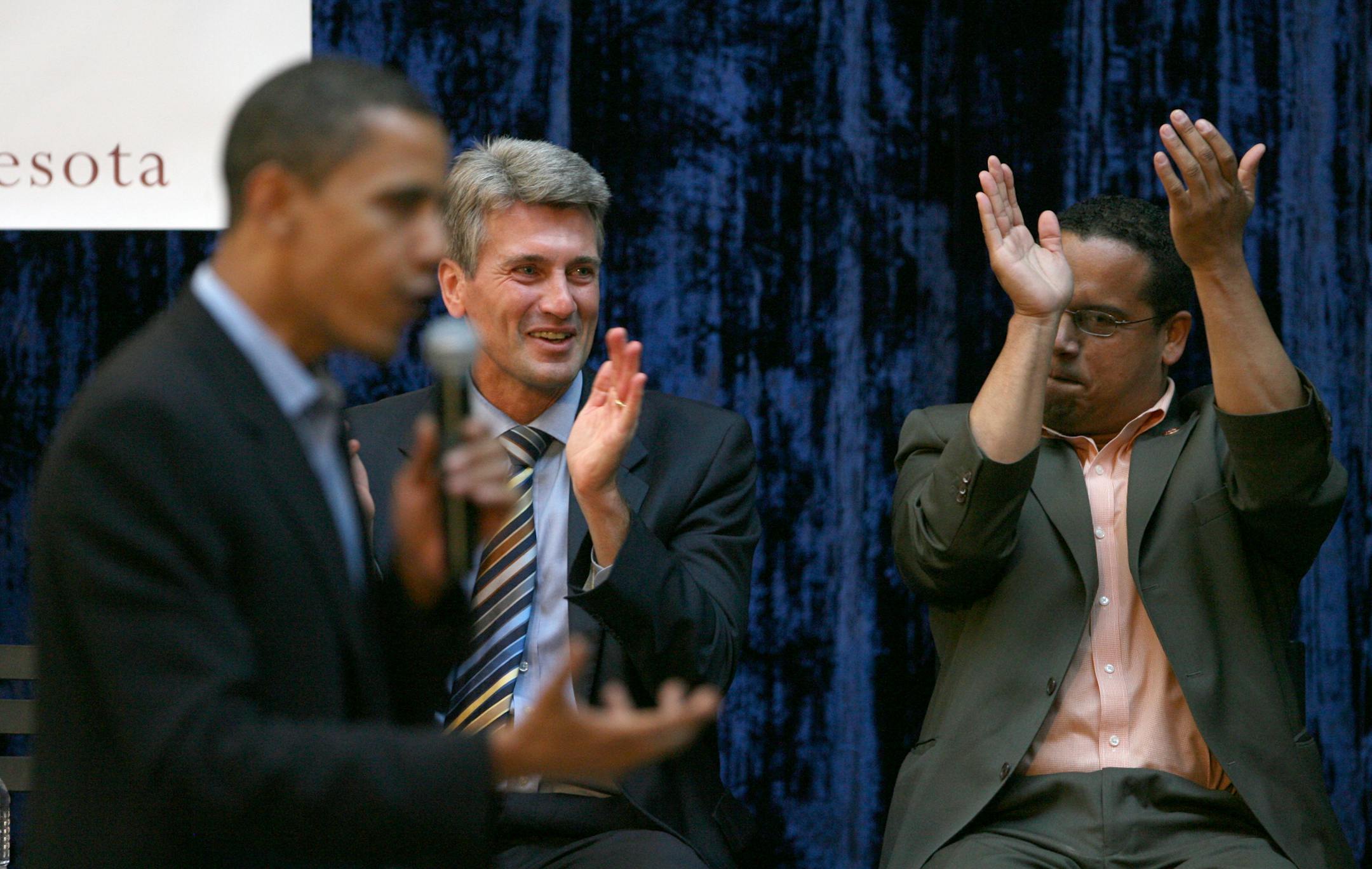 A long relationship: R.T. Rybak applauds then Sen. Barack Obama as the presidential candidate made a campaign stop in Minneapolis in 2007. Rep. Keith Ellison is to the right.