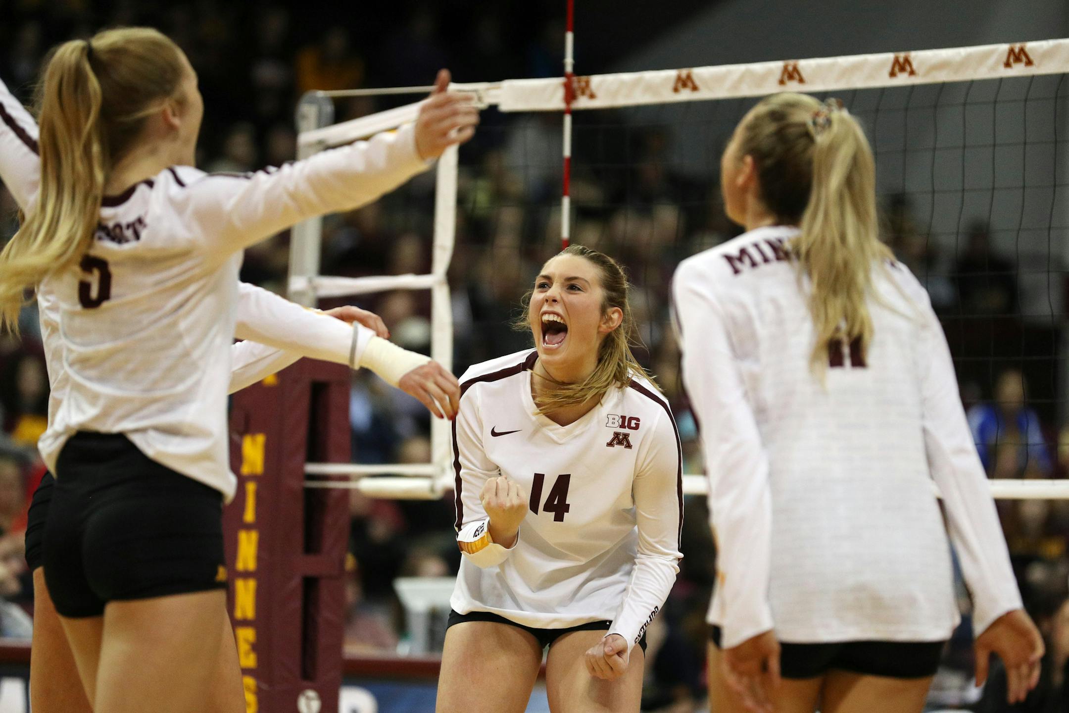 Minnesota outside hitter Brittany McLean (14) celebrated a point with her teammates in the second set. ] ANTHONY SOUFFLE ï anthony.souffle@startribune.com Minnesota and North Dakota played a volleyball match in the NCAA tournament Friday, Dec. 1, 2017 at the Maturi Sports Pavilion on the campus of the University of Minnesota in Minneapolis.