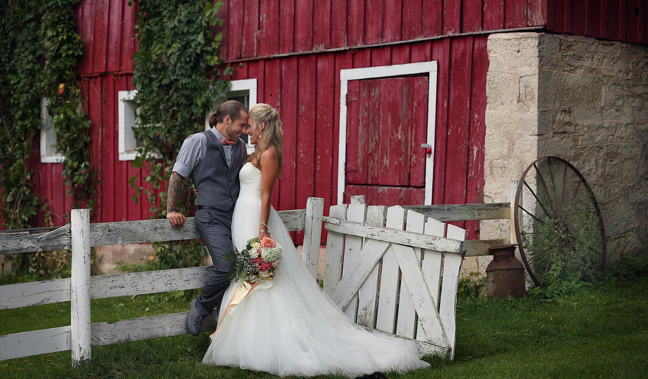 Newlyweds Savannah and Jeremy Eckert posed for photographs following the ceremony.