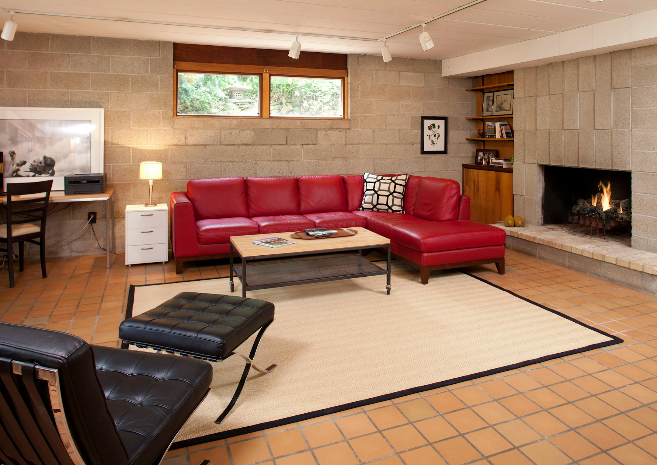 Midcentury modern architect-designed home for sale. Landmark Photography