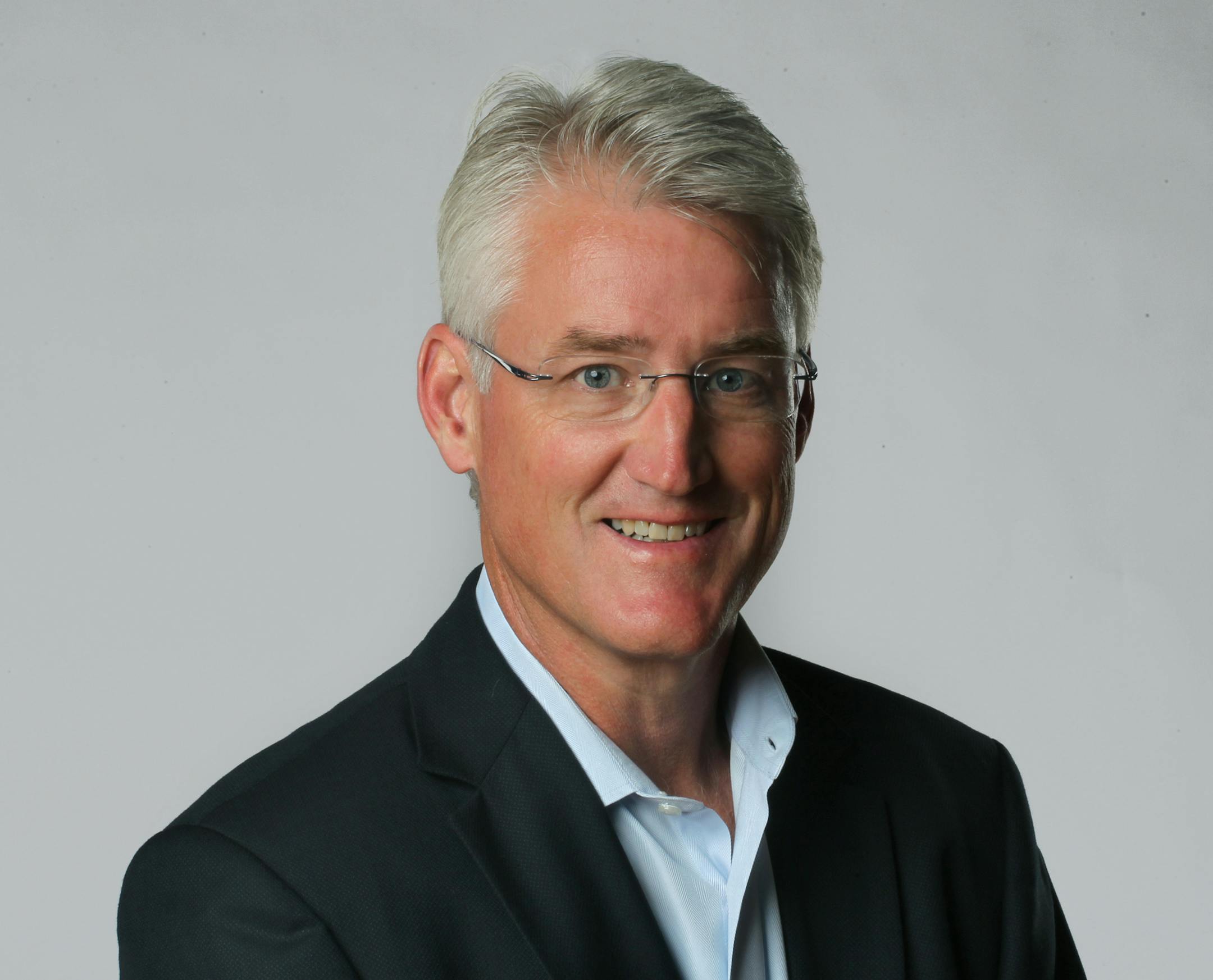 new employee portraits for column furniture. Lee Schafer, Columnist ] TOM WALLACE ‚Ä¢ twallace@comcast.net Assignment_#20023988A_ Slug: staffphoto062012 _ extra information: ORG XMIT: MIN2012082210164141