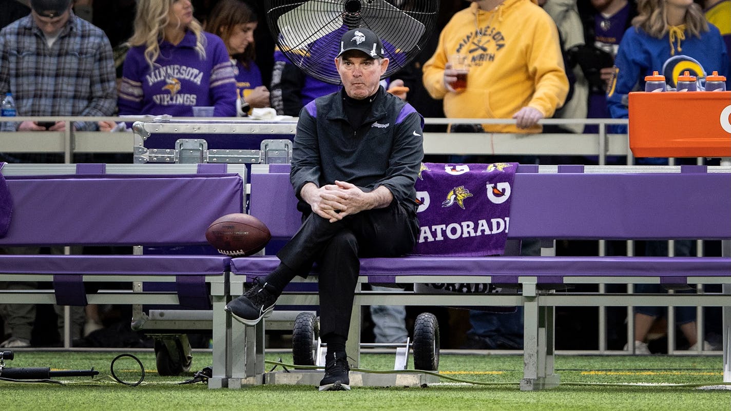 Minnesota Vikings head coach Mike Zimmer sits on the bench before the game against the Los Angeles Rams, Sunday, Dec. 26, 2021 at U.S. Bank Stadium in Minneapolis. (Carlos Gonzalez/Minneapolis Star Tribune/TNS) ORG XMIT: 35875594W