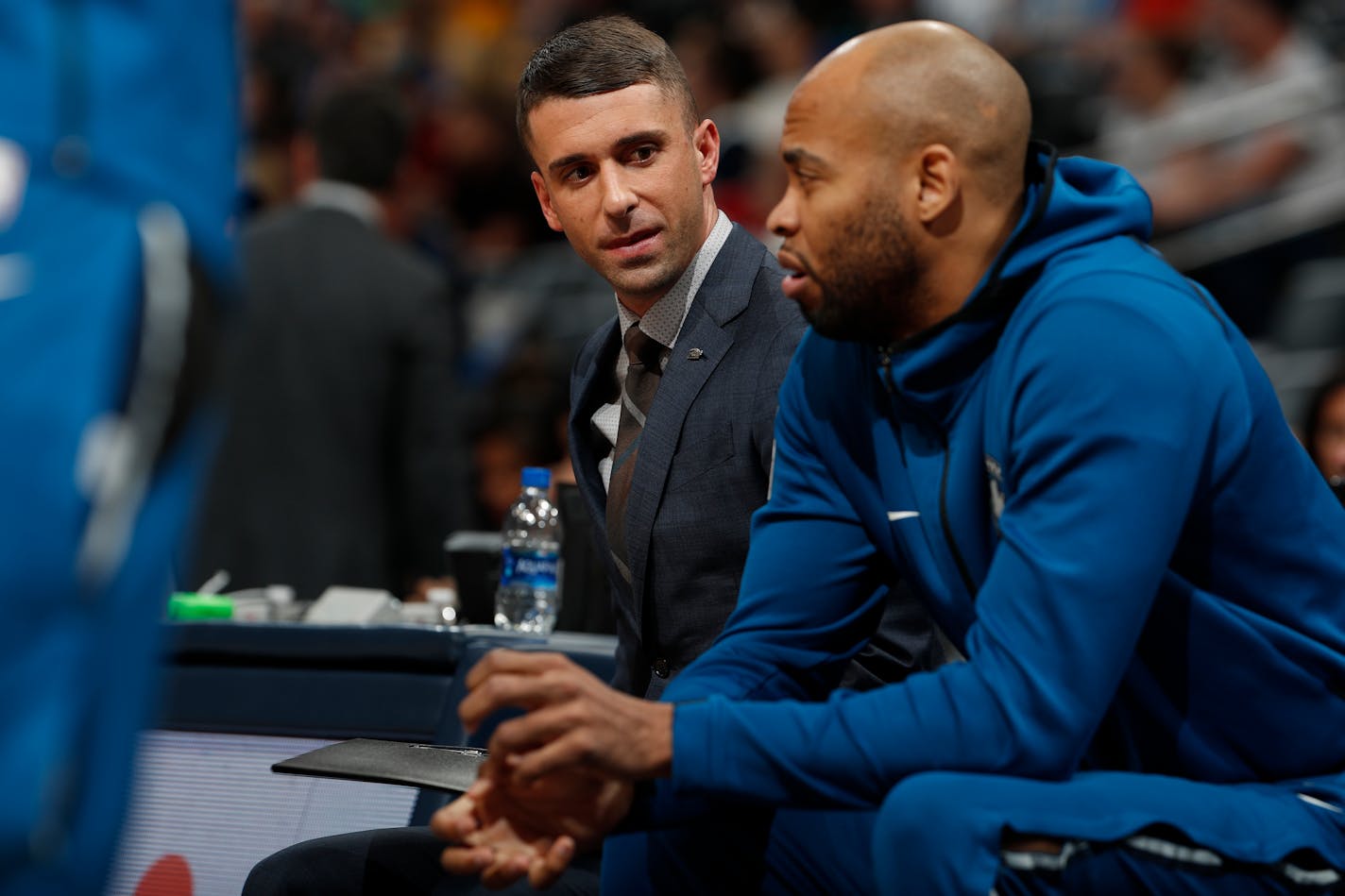 Timberwolves coach Ryan Saunders and forward Taj Gibson