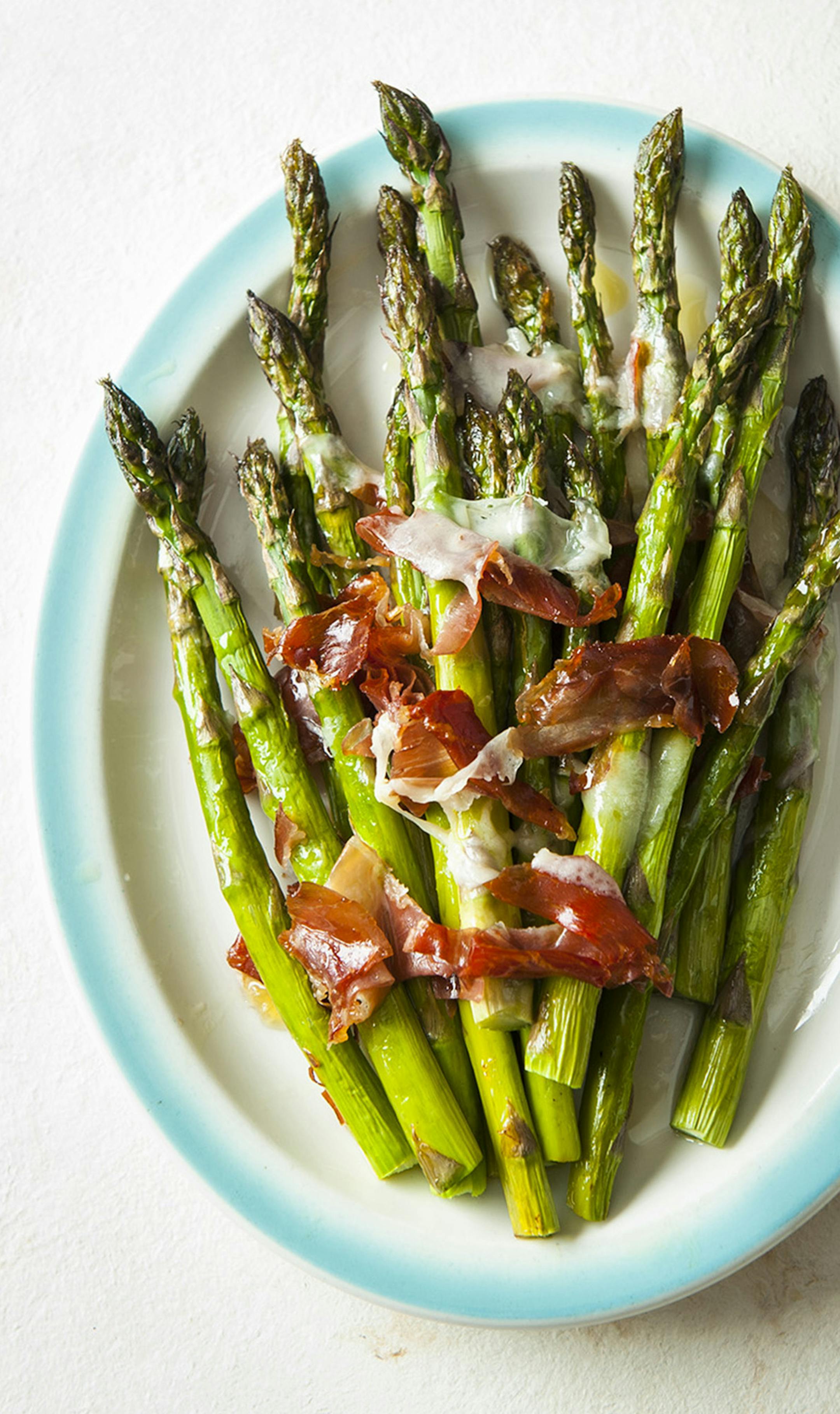 Roasted Asparagus with Parmesan and Proscuitto