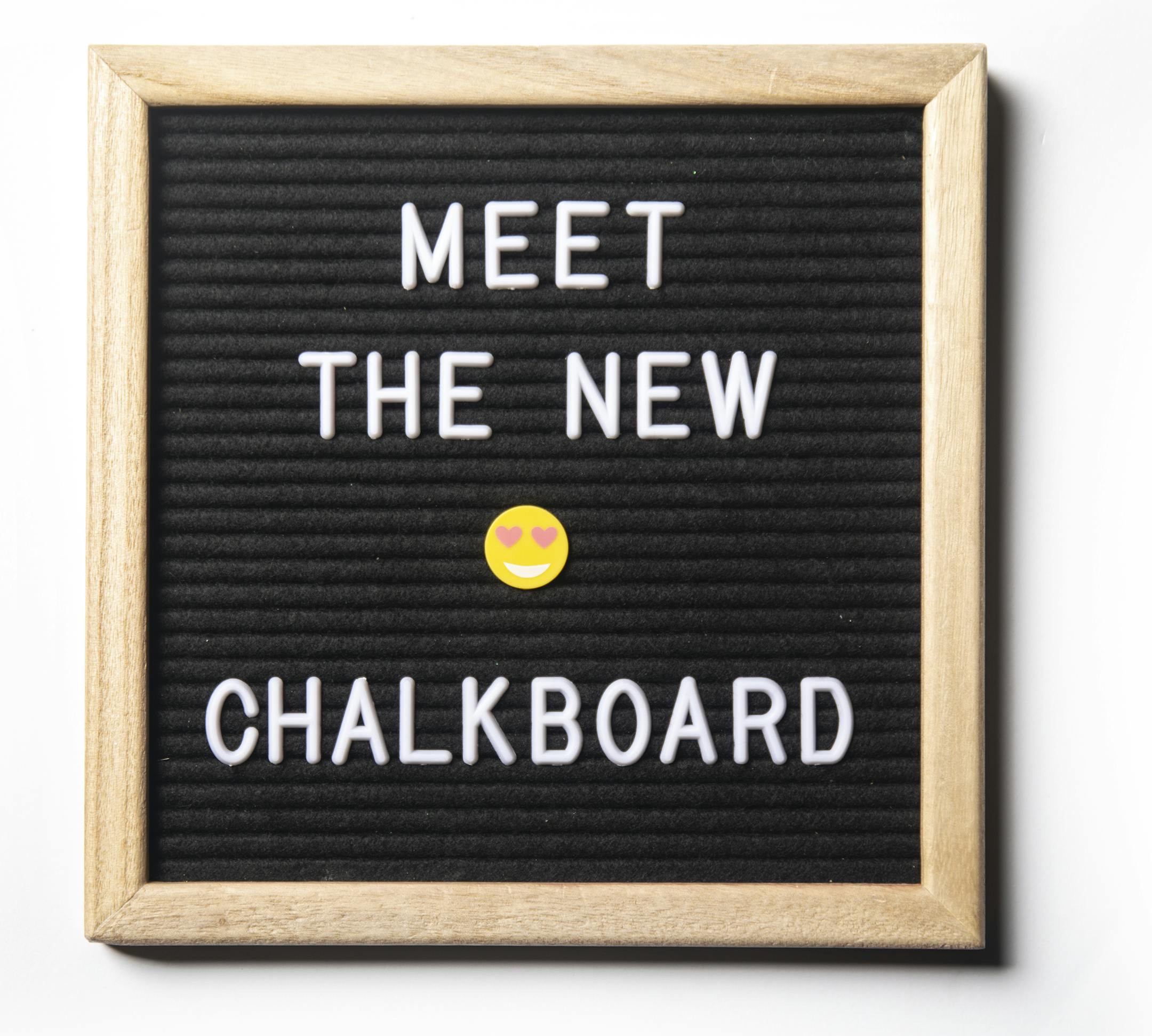 Letter board signs are replacing once-trendy chalkboards.