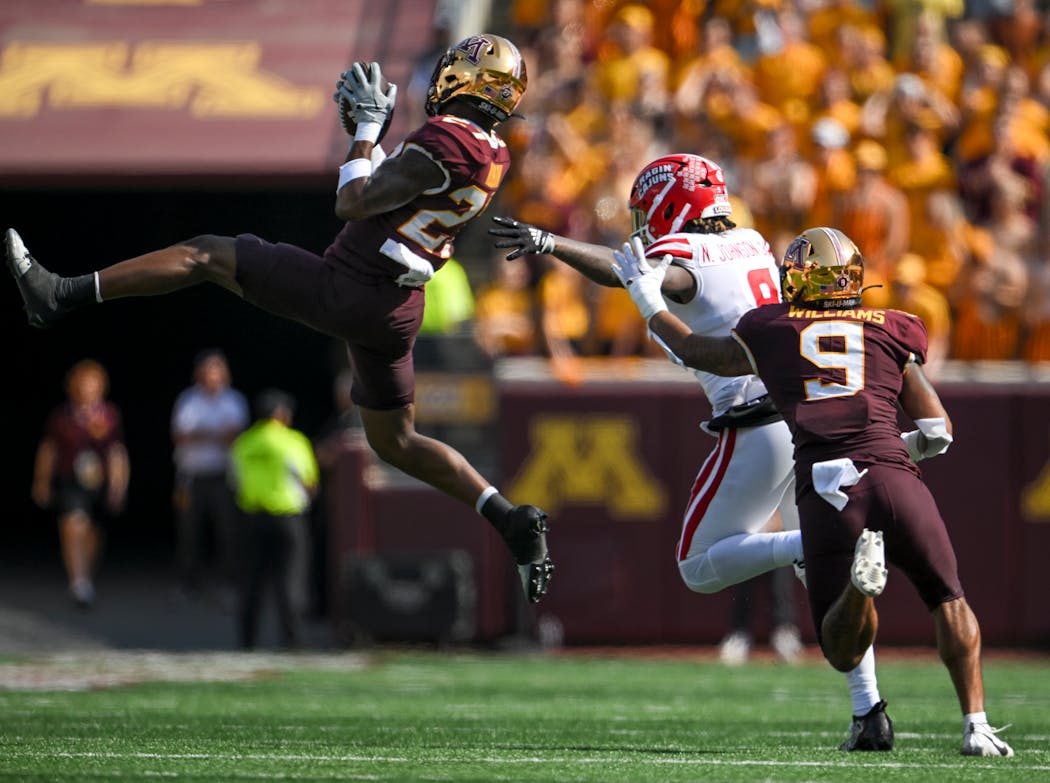 Tyler Nubin had a Gophers-record 13 interceptions in 55 games, including this one against Louisiana-Lafayette last September. 