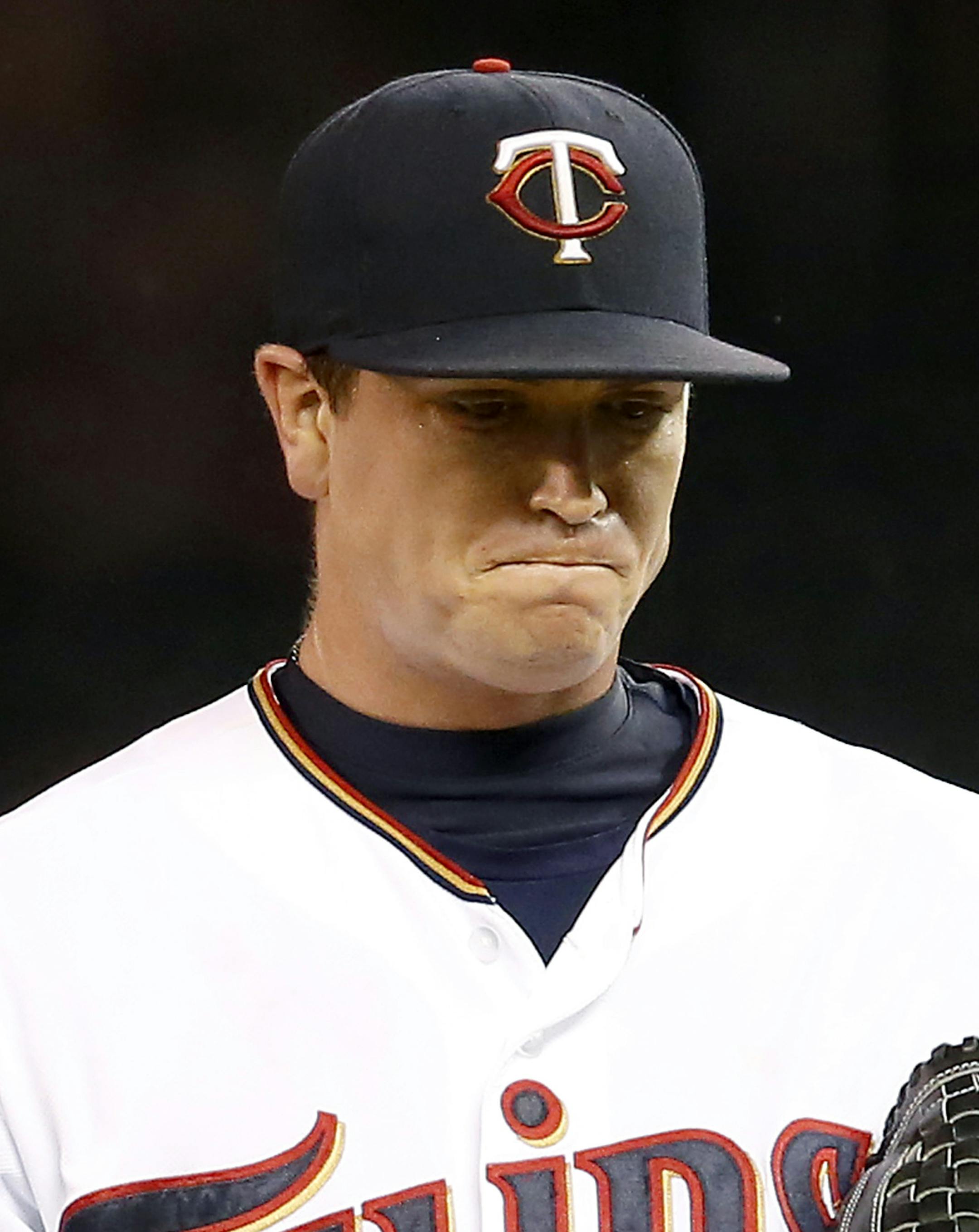Minnesota Twins starter Kyle Gibson (44) reacted after giving up a 3-run home run to Carlos Santana of the Cleveland Indians in the third inning. ] CARLOS GONZALEZ ï cgonzalez@startribune.com - September 24, 2015, Minneapolis, MN, Target Field, MLB, Minnesota Twins vs. Cleveland Indians