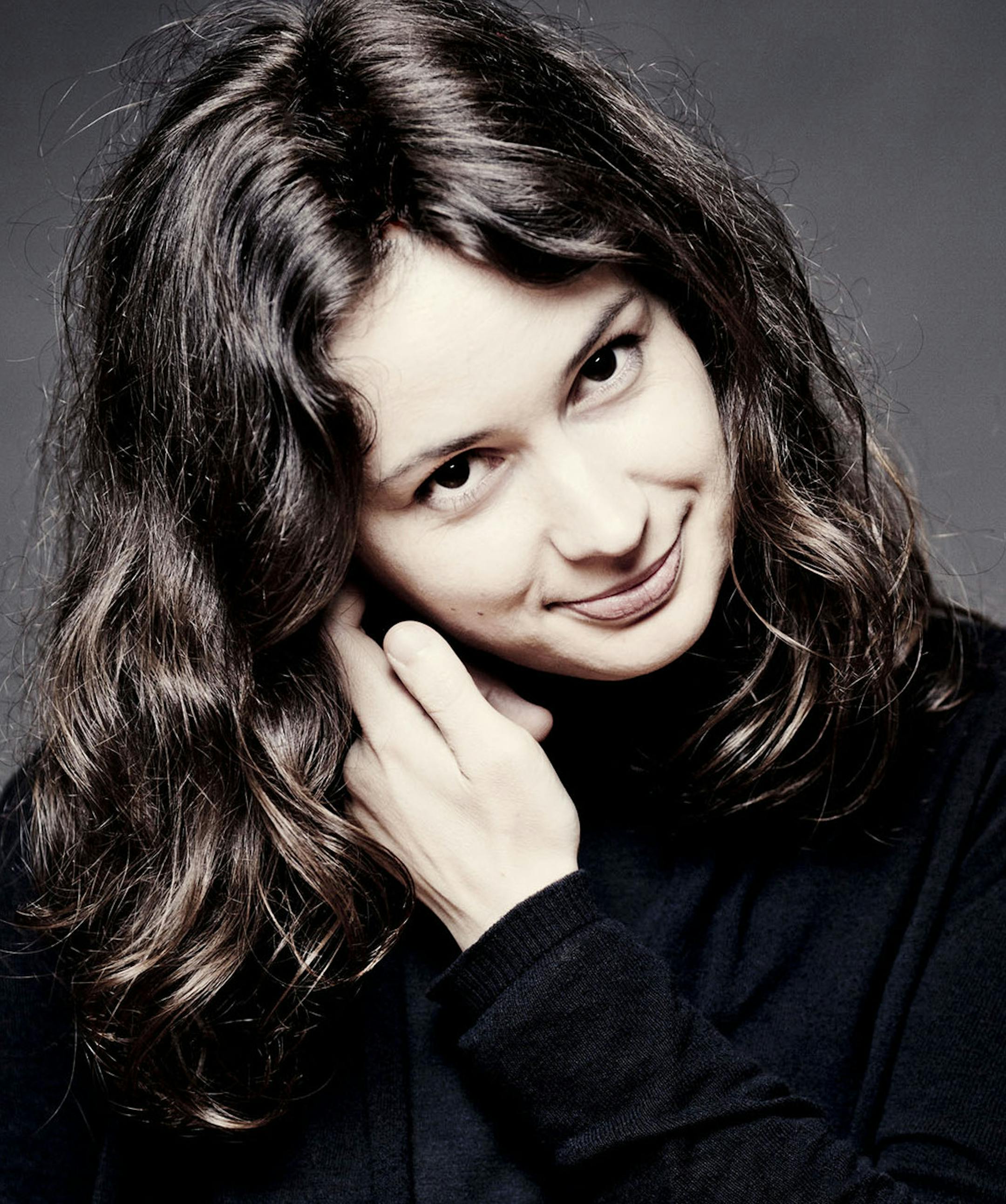 Patricia Kopatchinskaja Photo: Marco Borggreve for Naive