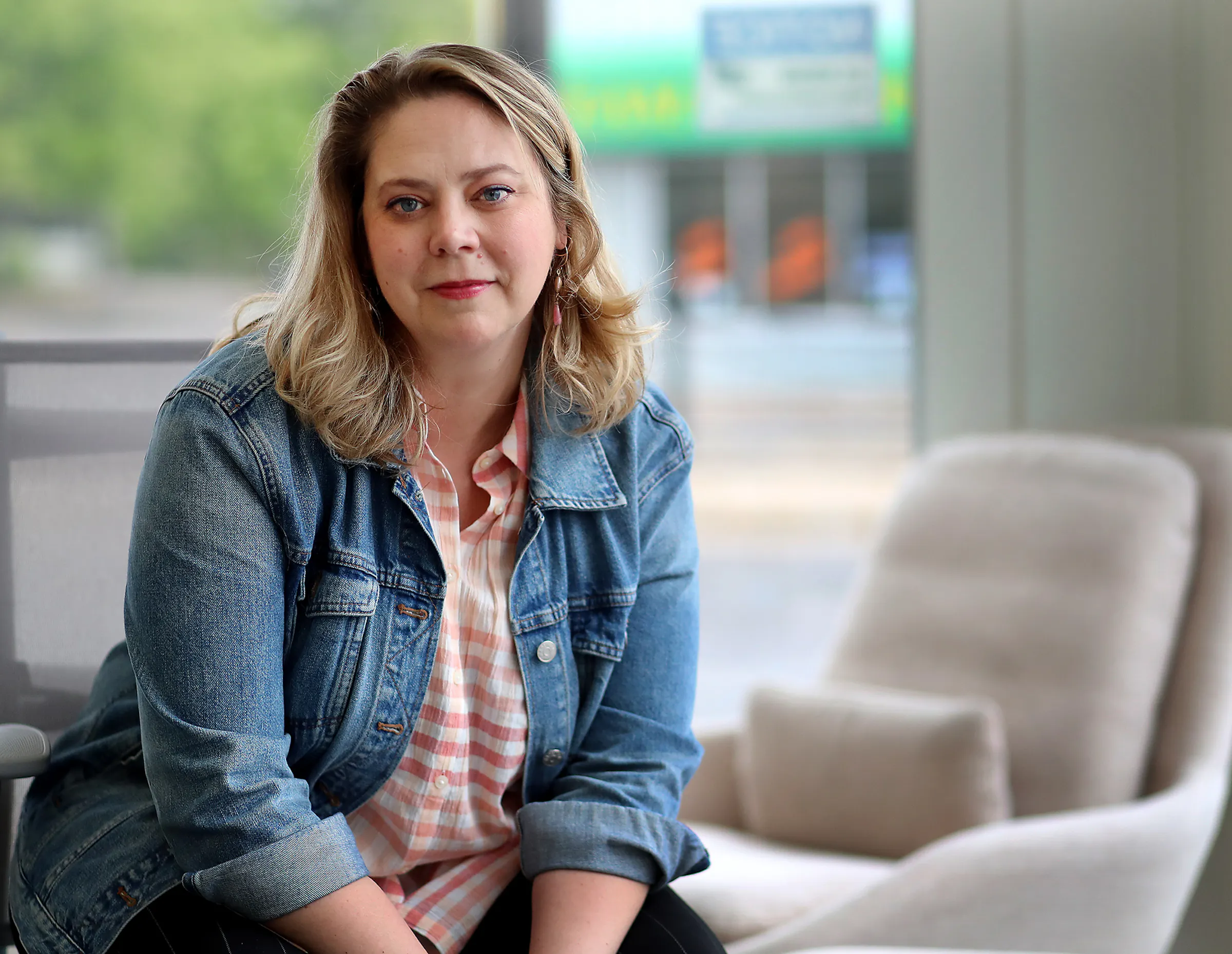 Pioneering program will pay St. Paul artists a guaranteed monthly income