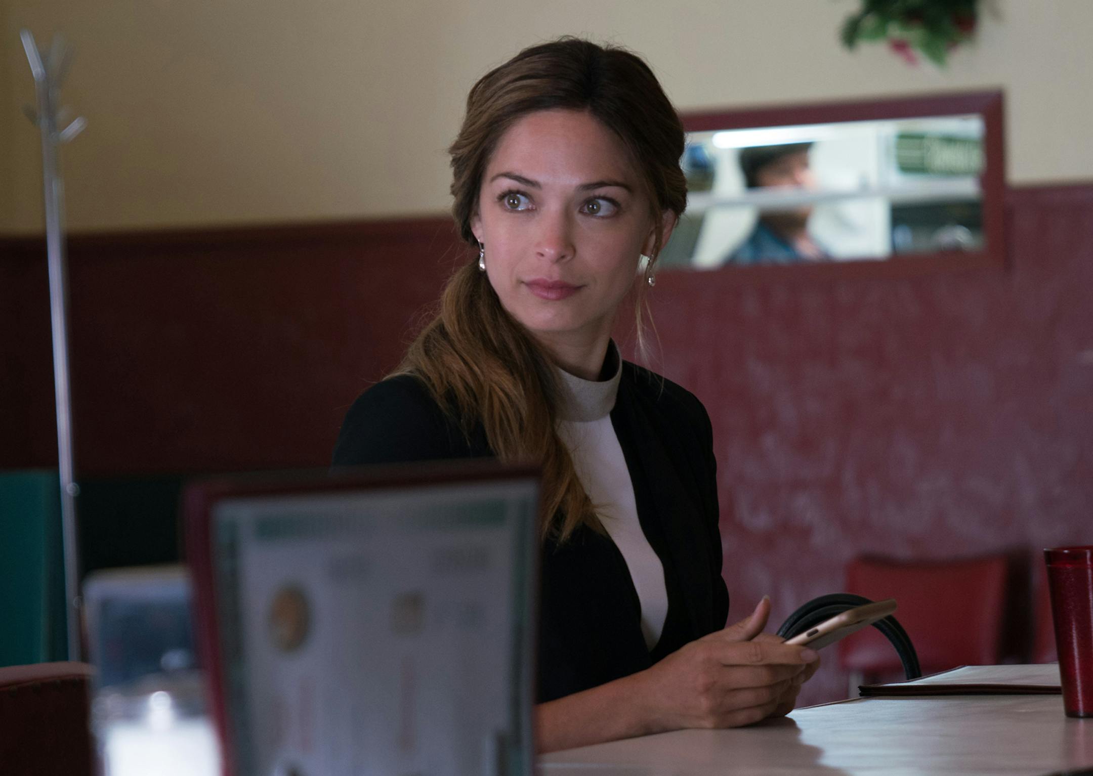 Kristin Kreuk as Joanna Hanley in "Burden of Truth."
Photo: © 2018 Cause One Productions Inc. and Cause One Manitoba Inc.