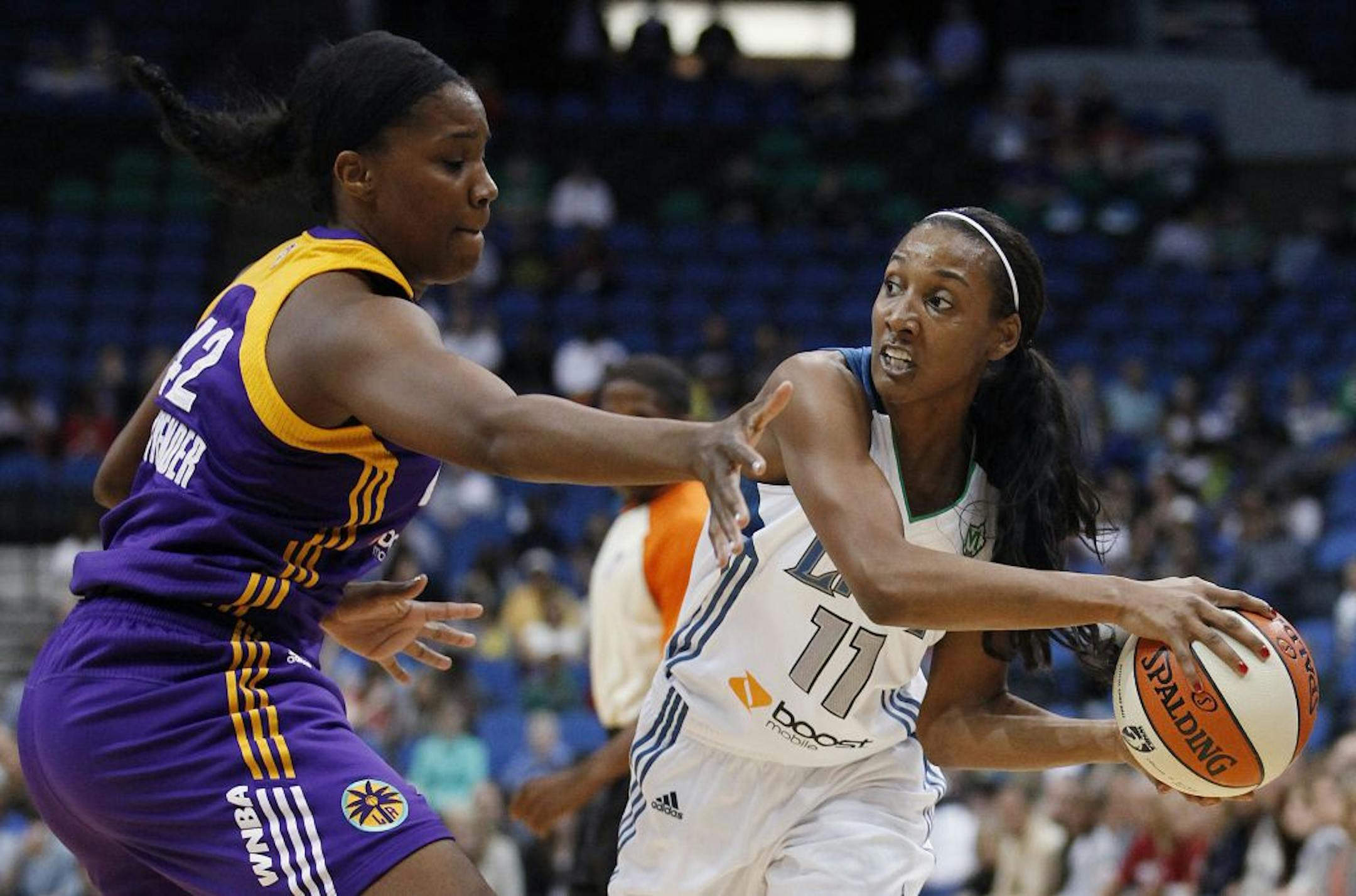 Minnesota Lynx guard Candice Wiggins (11)