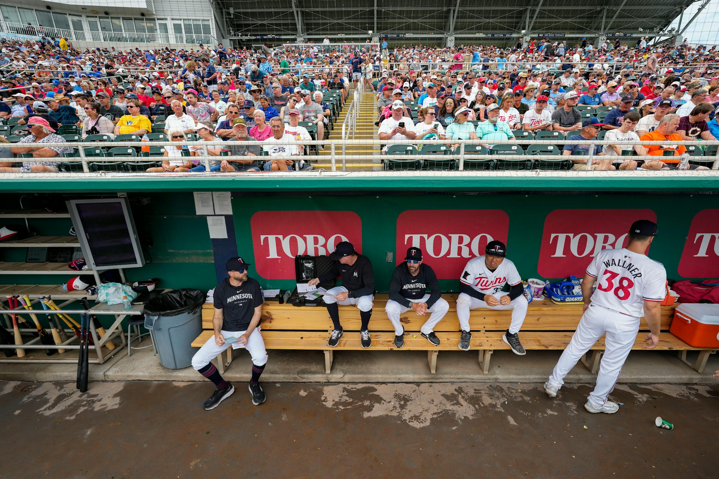 Live: Twins vs. Red Sox. Follow it on Gameview.