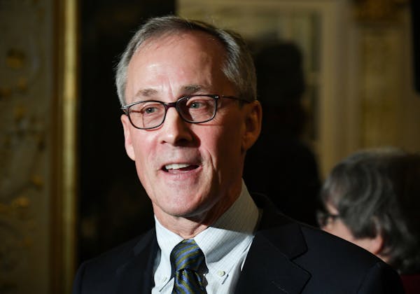 Tom Hoch, former chairman of the Minneapolis downtown Council and founder of the Hennepin Theater Trust announced that he is running for mayor of Minn