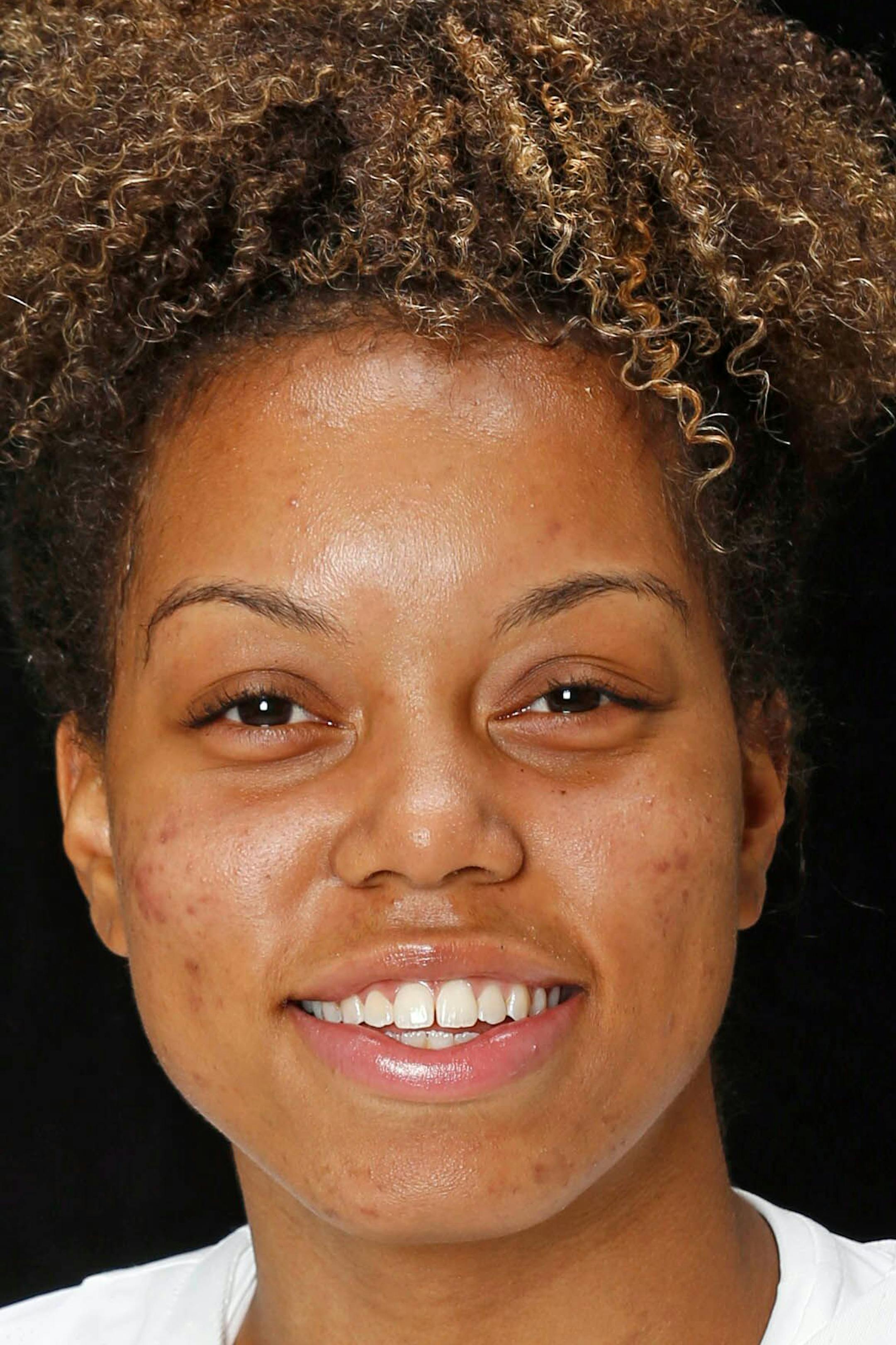 Gadiva Hubbard Gophers women's basketball 2017-18