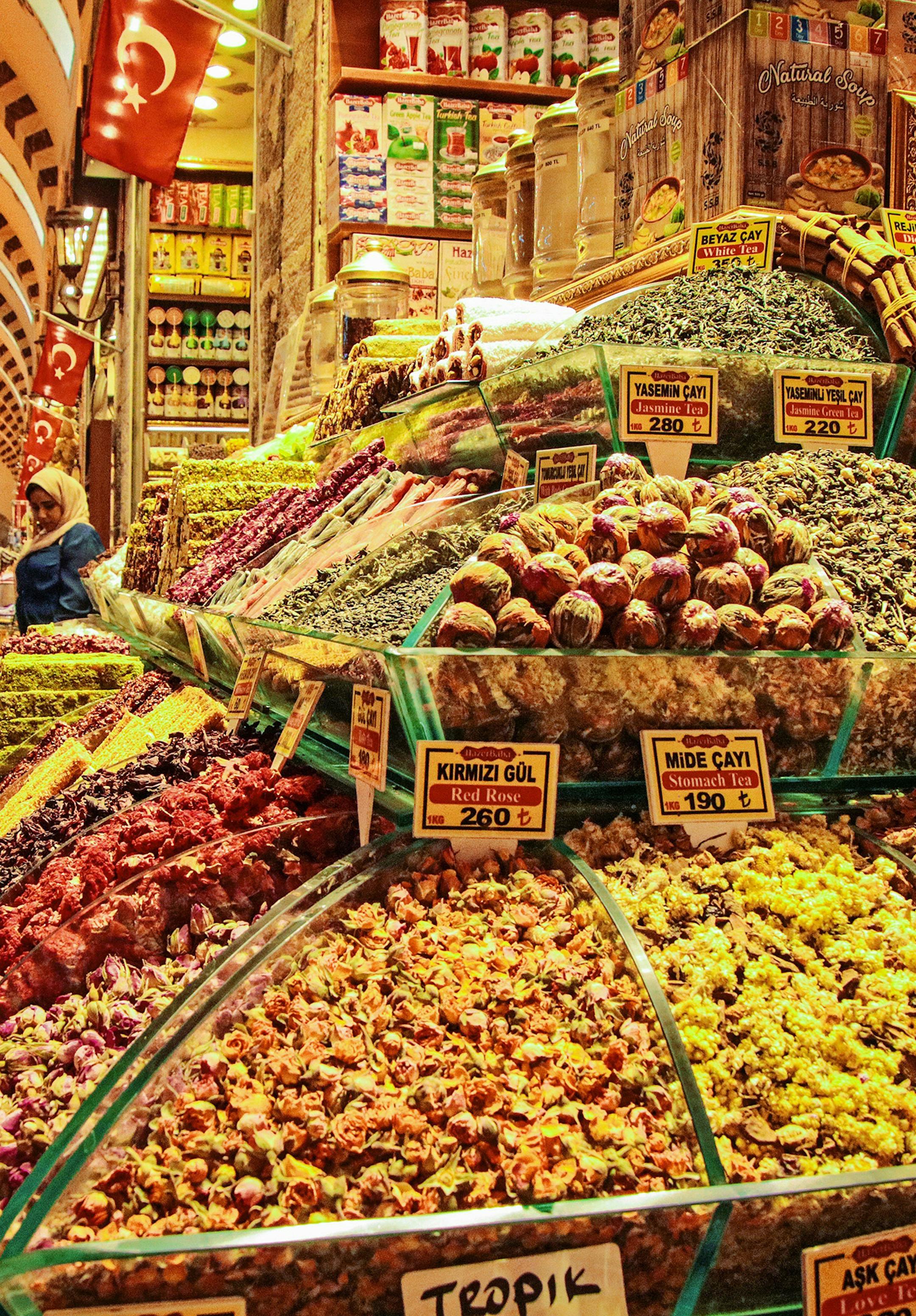 Loose teas brighten shelves at Istanbul's Spice Bazaar, once a stop for camel caravans traveling the Silk Road. (Norma Meyer/San Diego Union-Tribune/TNS) ORG XMIT: 1242307