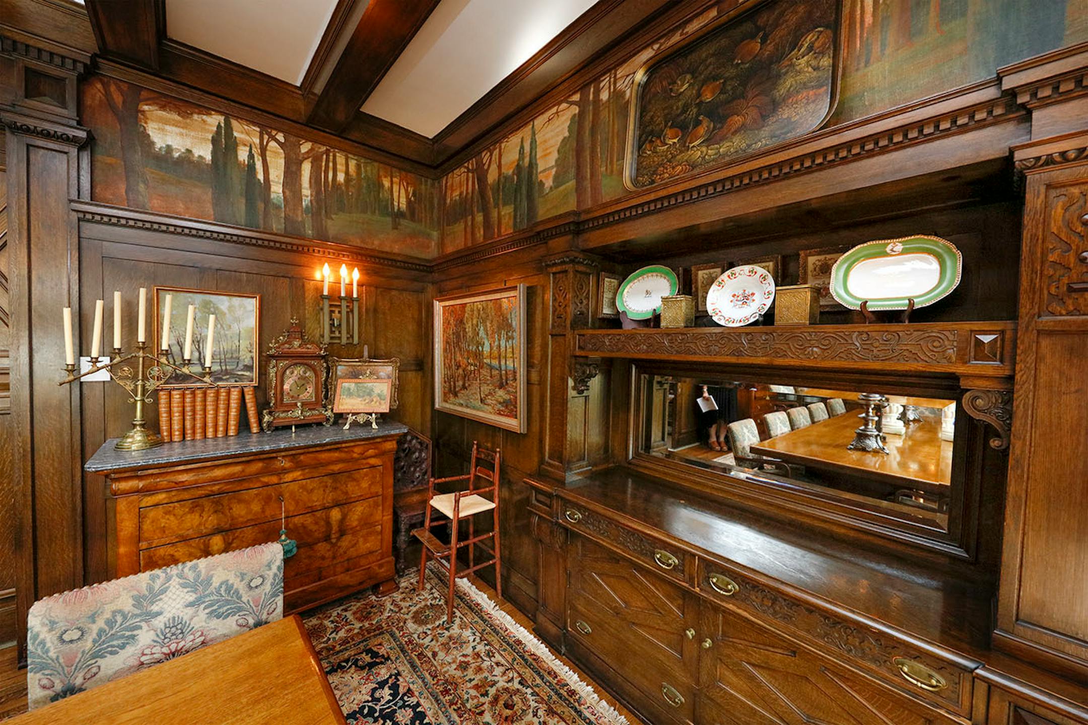 A closer look at the dining room's built-ins and murals.