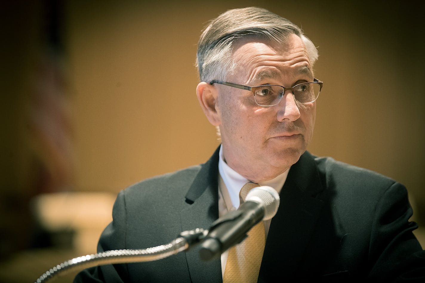 University of Minnesota Board of Regents Chair Dean Johnson addressed the media regarding the unofficial inquiry into a reported leak of confidential information at the McNamara Center, Thursday, May 11, 2017 in Minneapolis, MN. ] ELIZABETH FLORES &#xef; liz.flores@startribune.com