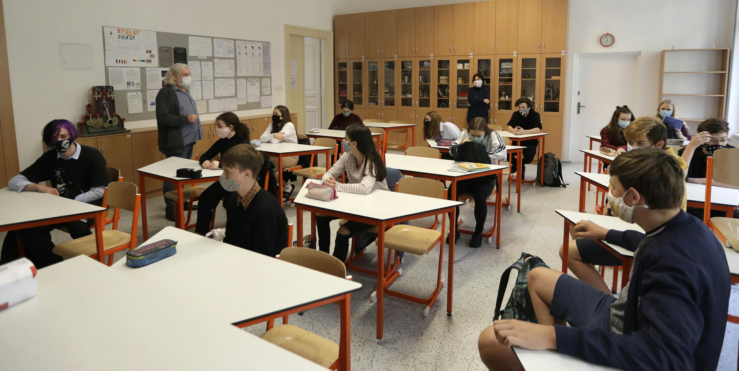 Readers Write: Distance learning grades, graduation, the lockdown ...