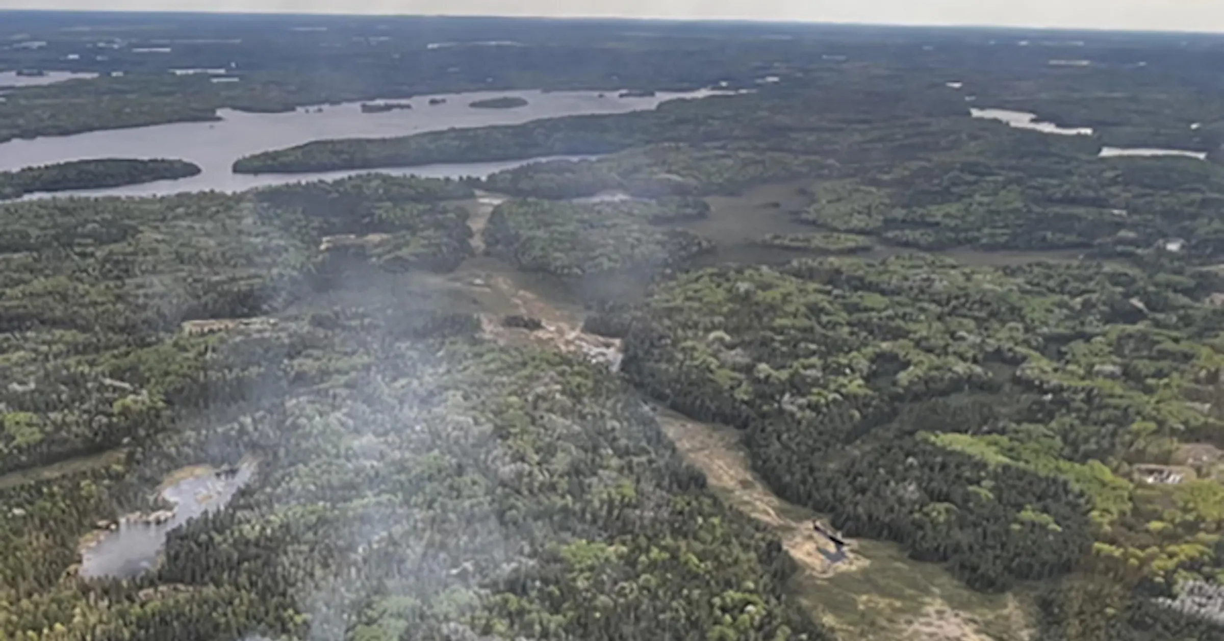 Entlegener Waldbrand im BWCA durch Blitzschlag ausgelöst