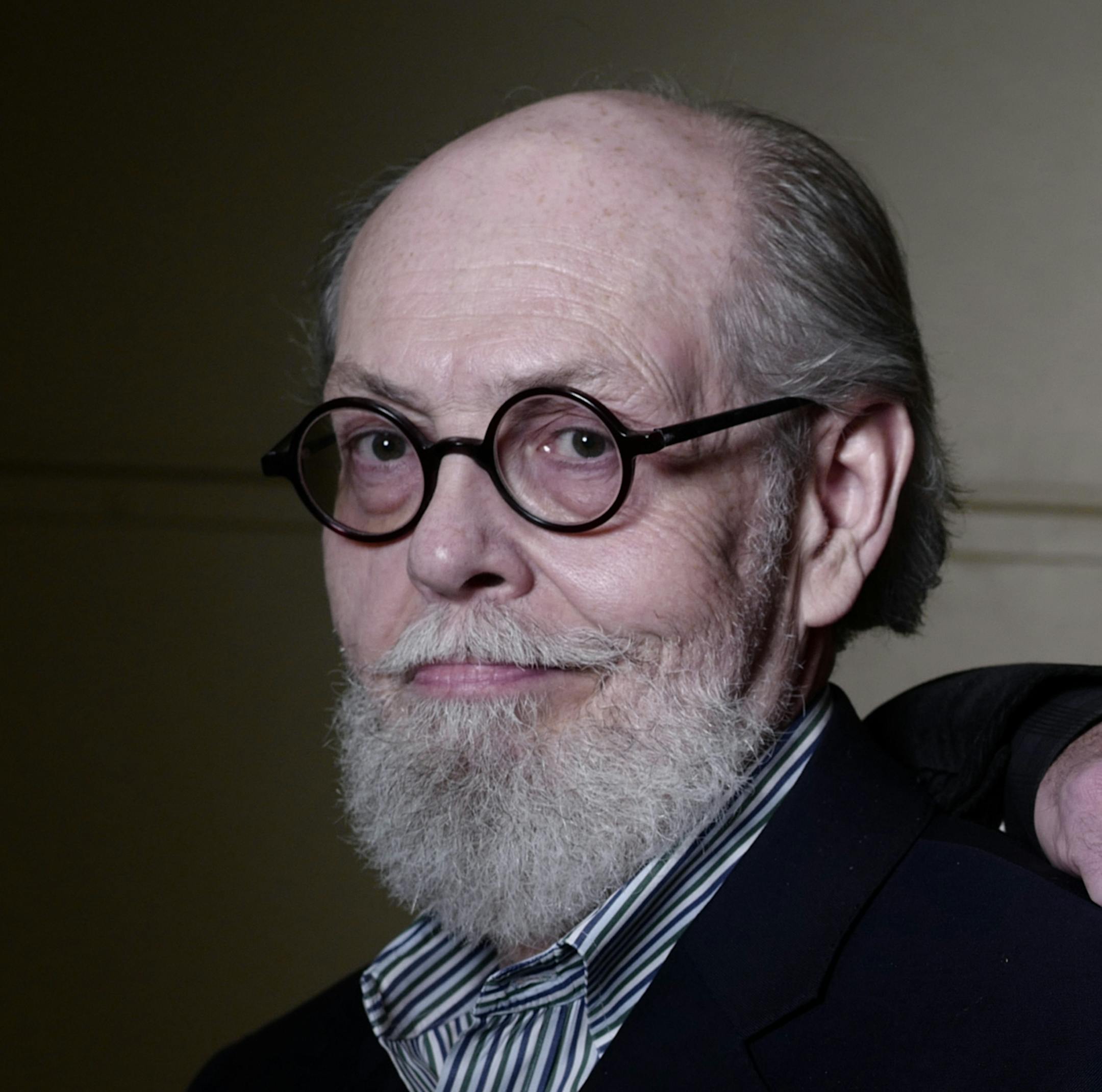 Jeffrey Hatcher and Chan Poling are about to stage "Lord Gordon Gordon."]Can lightning strike twice with another musical about a con artist with a Minnesota connection, "Lord Gordon Gordon?"Richard Tsong-Taatarii•rtsong-taatarii@startribune.com ORG XMIT: MIN1804250905200400