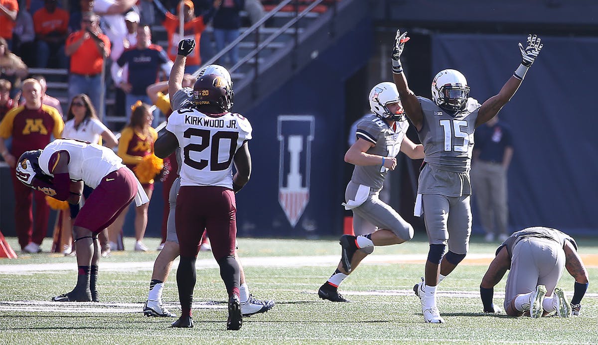 Illinois players celebrated as they defeated the Gophers 28-24, Saturday, October 25, 2014 in Champaign, IL.