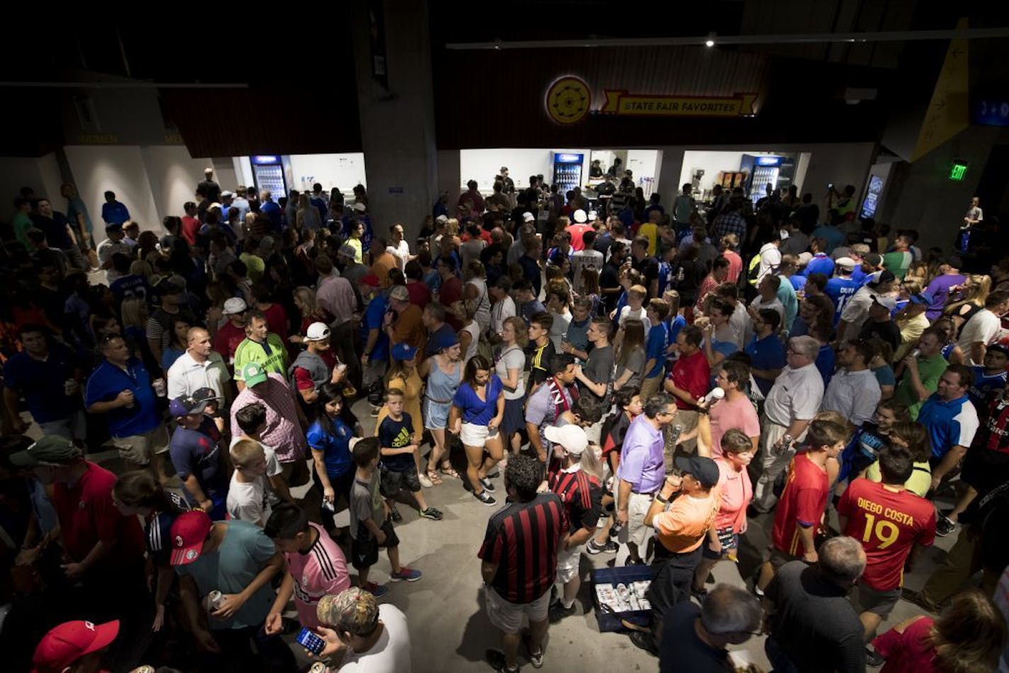 Crowds by the concessions at U.S. Bank Stadium for the Chelsea F.C. verses A.C. Milan match on Wednesday, August 3, 2016, in Minneapolis, Minn.