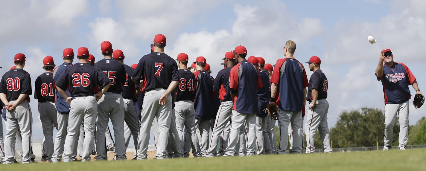 Twins manger Ron Gardenhire tossed a chalk bag off the field after practice Friday Feb.22, 2013 at Lee County Sports Complex in Fort Myers, FL.] JERRY HOLT &#x201a;&#xc4;&#xa2; jerry.holt@startribune.com