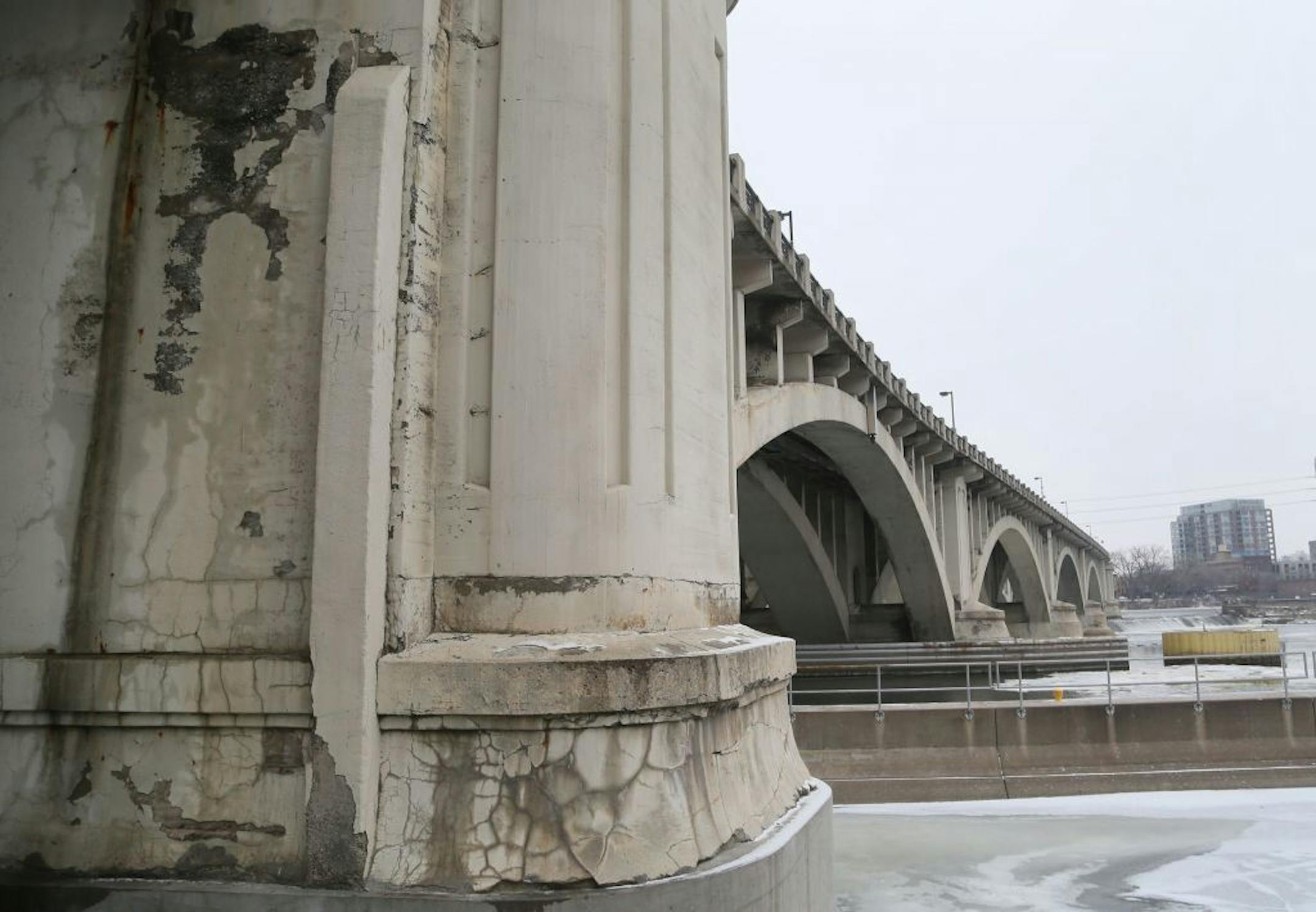 The old 3rd Avenue Bridge.