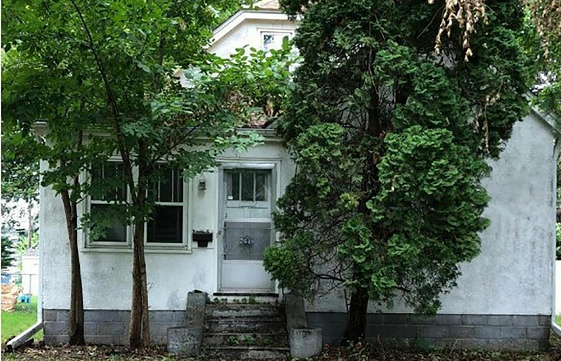 Minneapolis
Built in 1935, this three-bedroom, one-bath house located in the Holland neighborhood, has 1,266 square feet and features an upper level bedroom, formal dining room, hardwood floors, porch, full walkout basement and one-car detached garage. Listed by Kay Kanter, Coldwell Banker Burnet, 612-747-9702.