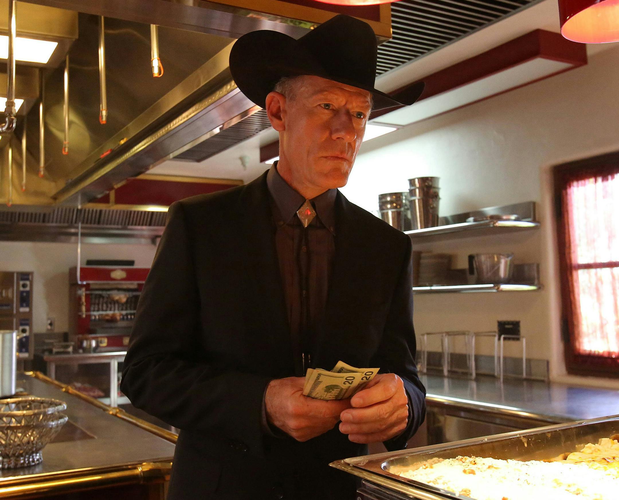 Lyle Lovett as Monte Flagman in "The Bridge.". CR: Byron Cohen/FX Network