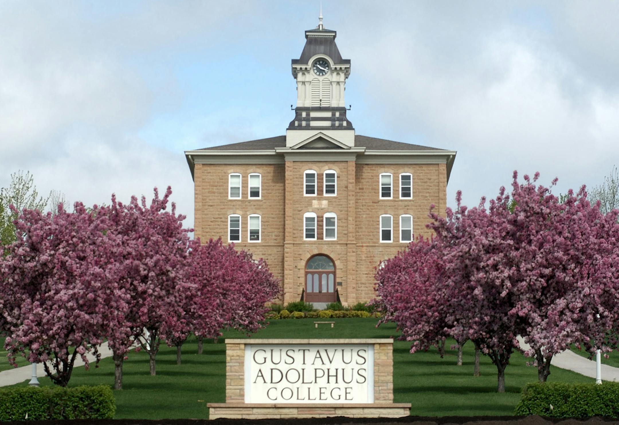 Gustavus Adolphus College