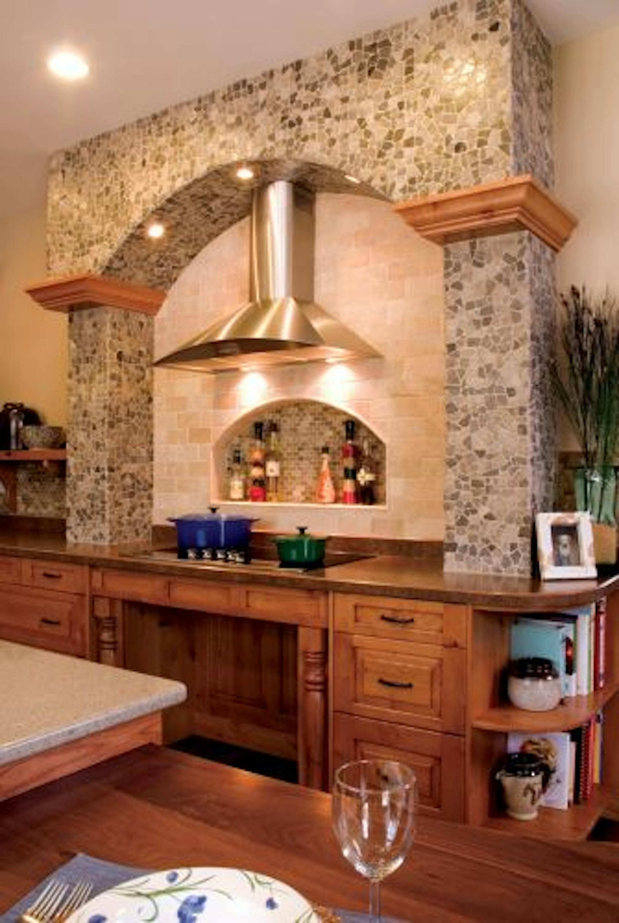 provided photo / credit: Sawhill Universal0725 - kitchen in Bemidji house designed for Rod Tolman