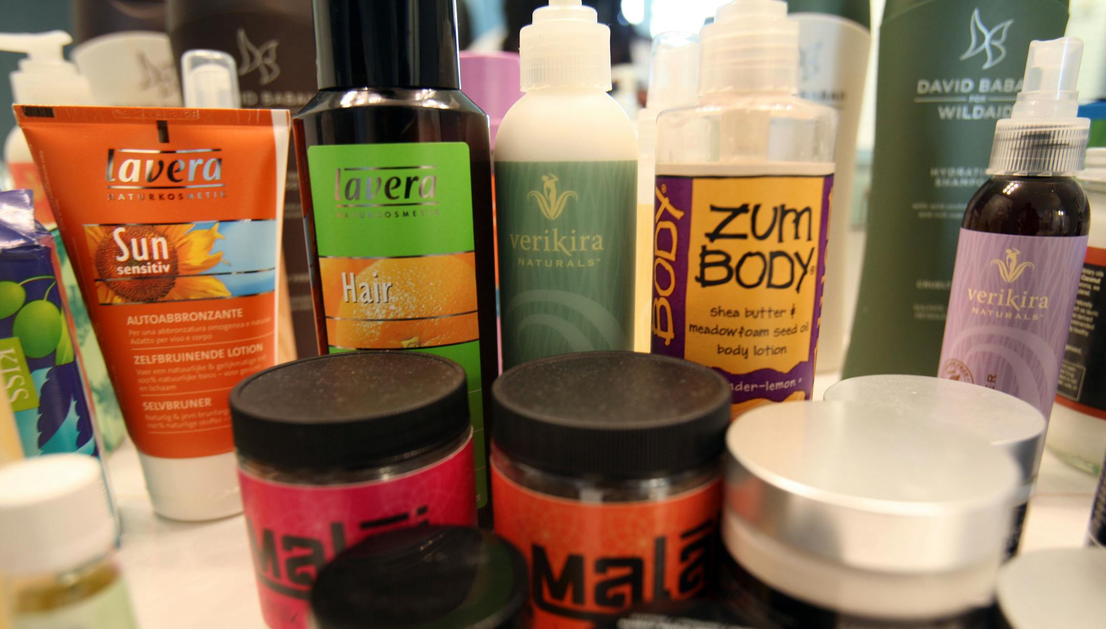 Ann Garrity started a website for people seeking cosmetics from companies that have signed the Compact for Safe Cosmetics, after her own health scare.