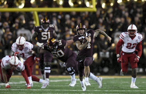 Gophers running back Shannon Brooks ran for a first down in the first half Saturday against Nebraska.