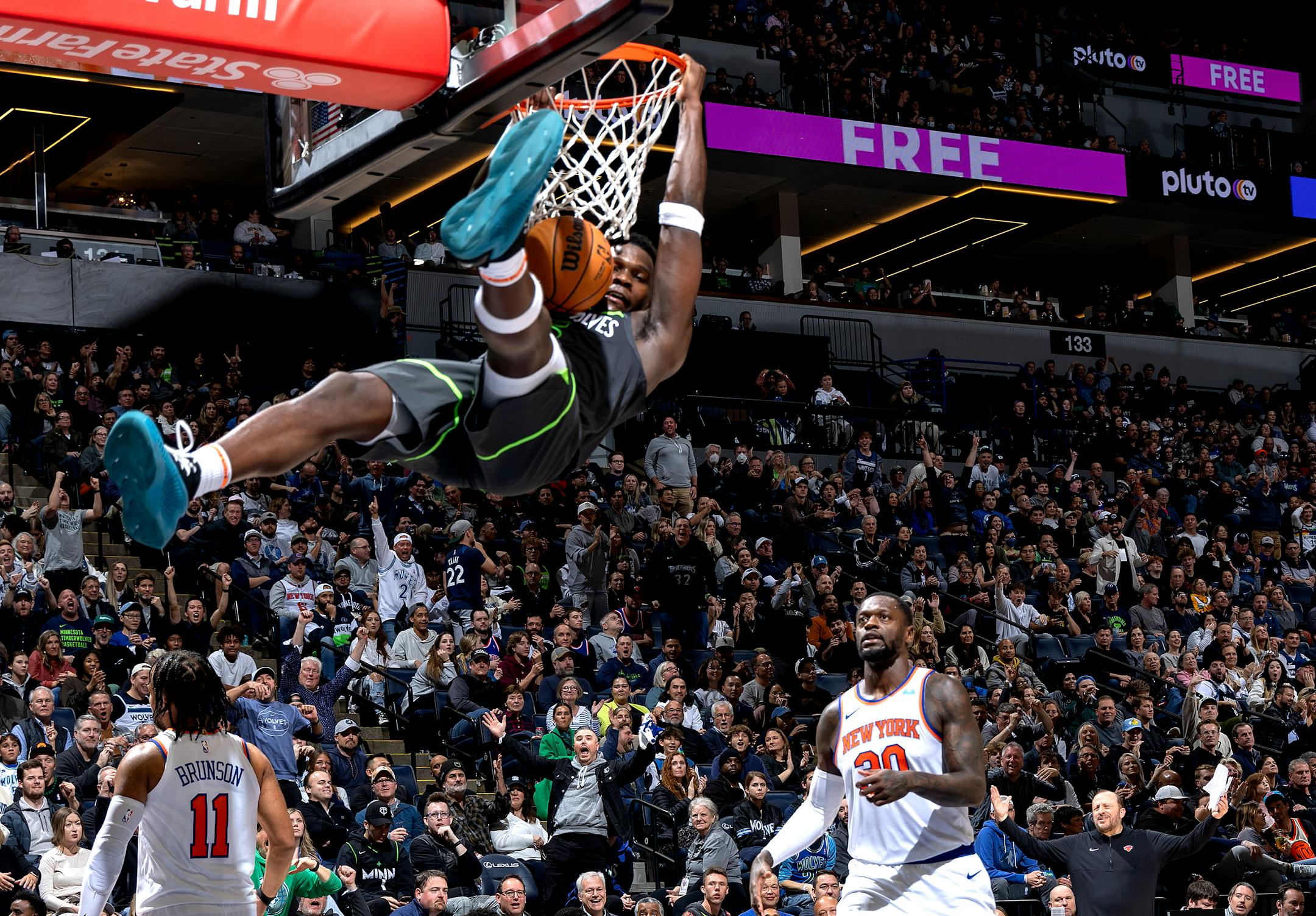 Anthony Edwards (5) of the Minnesota Timberwolves dunks the ball in the fourth quarter Monday, November 20, 2023, at Target Center in Minneapolis, Minn. ] CARLOS GONZALEZ • carlos.gonzalez@startribune.com
