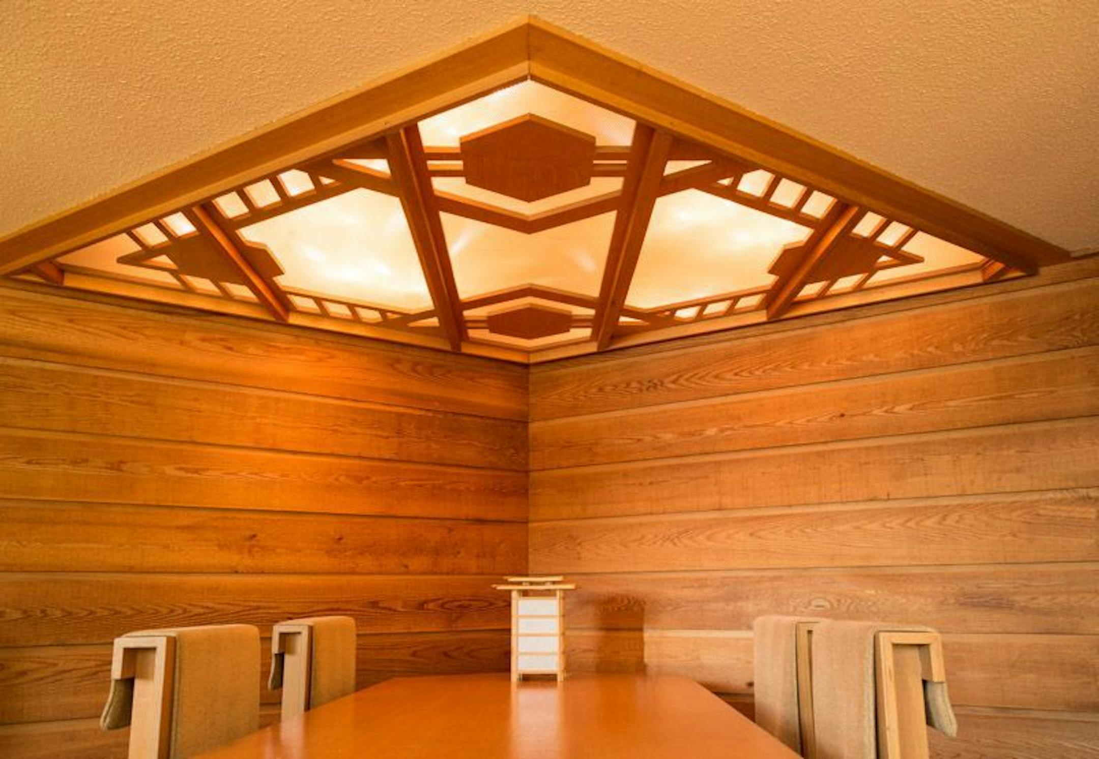 Frank Lloyd Wright Archives Sankaku, John Howe's house in Burnsville