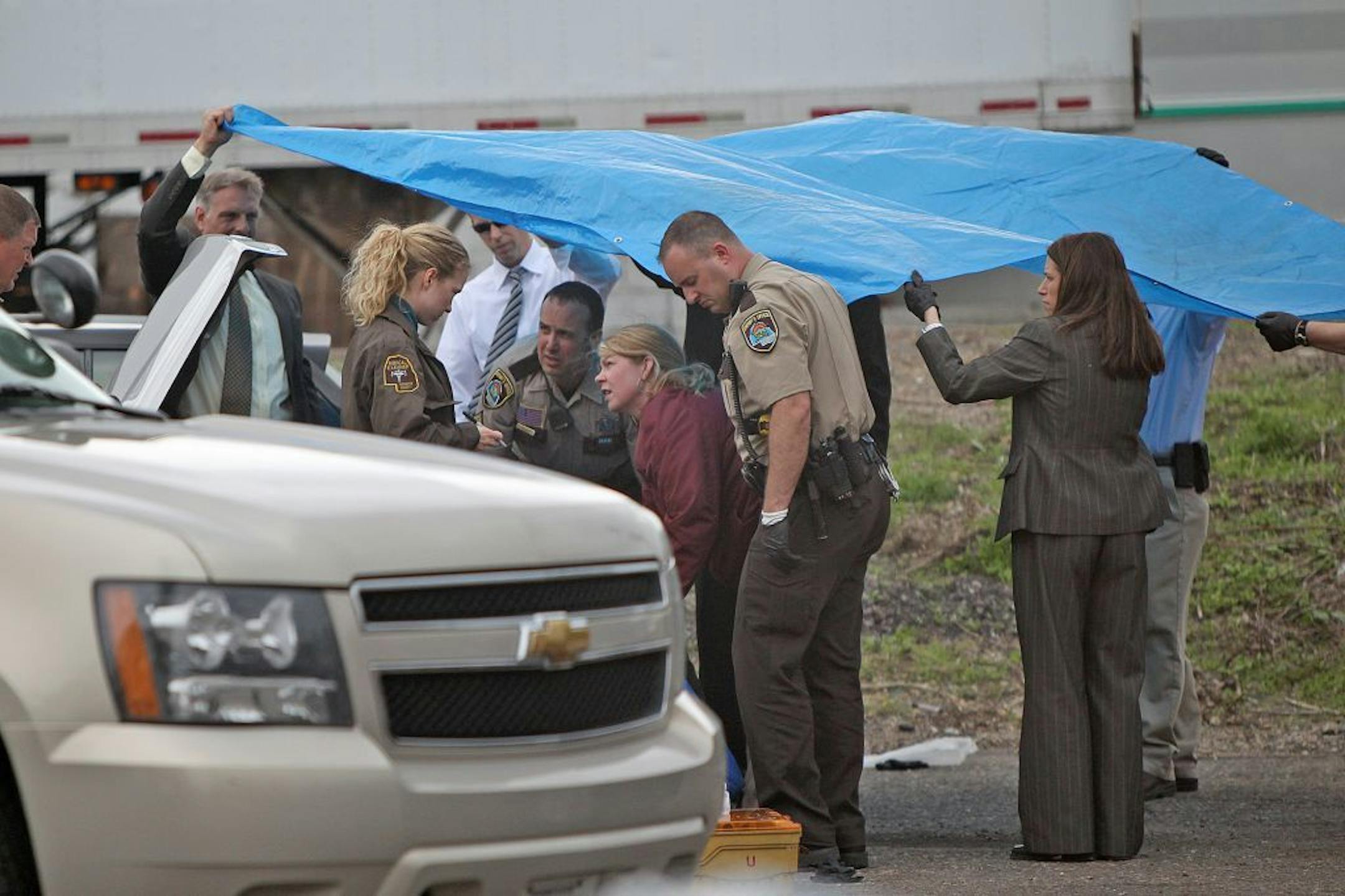 A body was found in a car at Wrecker Services, Monday, May 20, 2013. (ELIZABETH FLORES/STAR TRIBUNE) ELIZABETH FLORES � eflores@startribune.com
