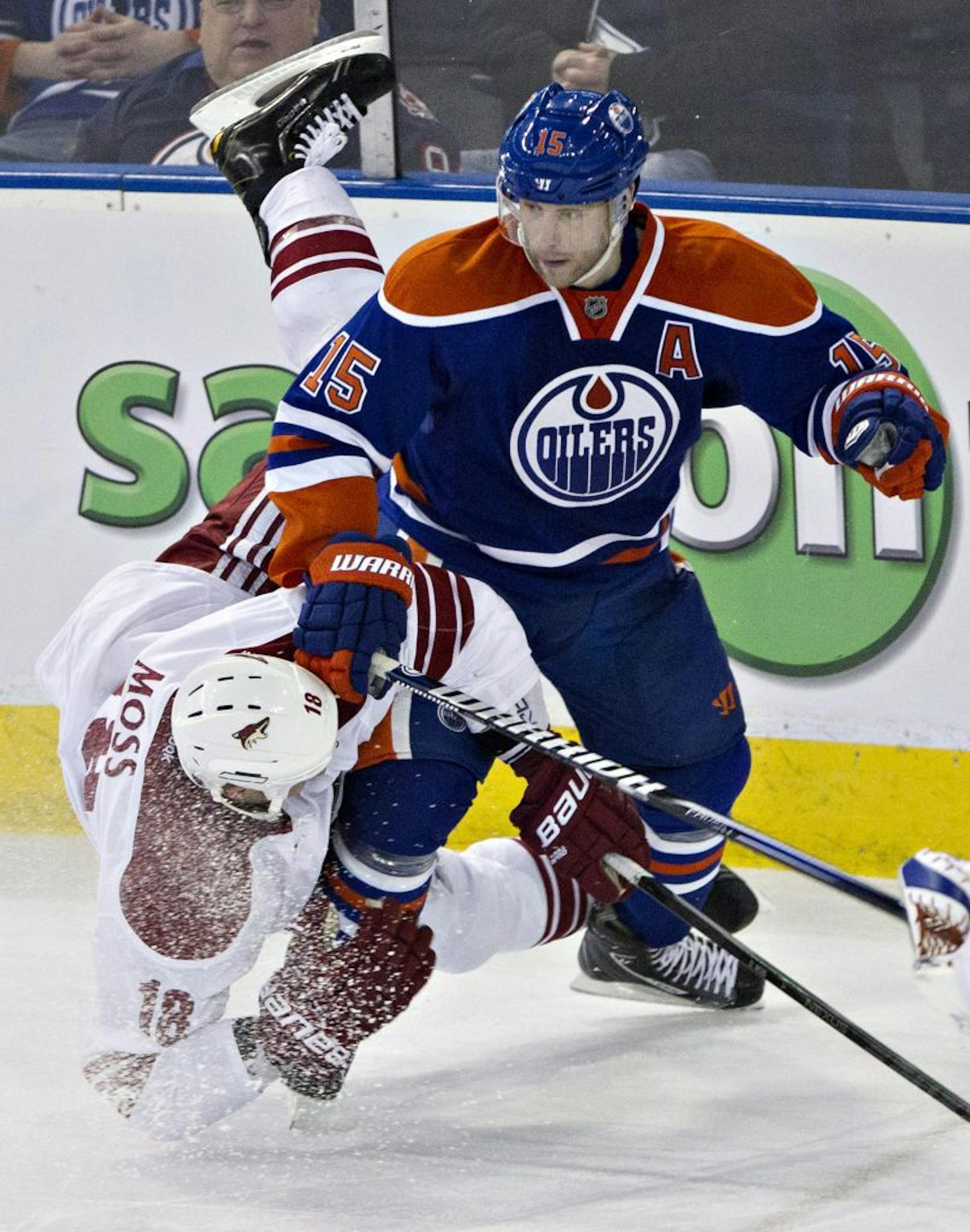 Oilers and former Wild defenseman Nick Schultz (15)